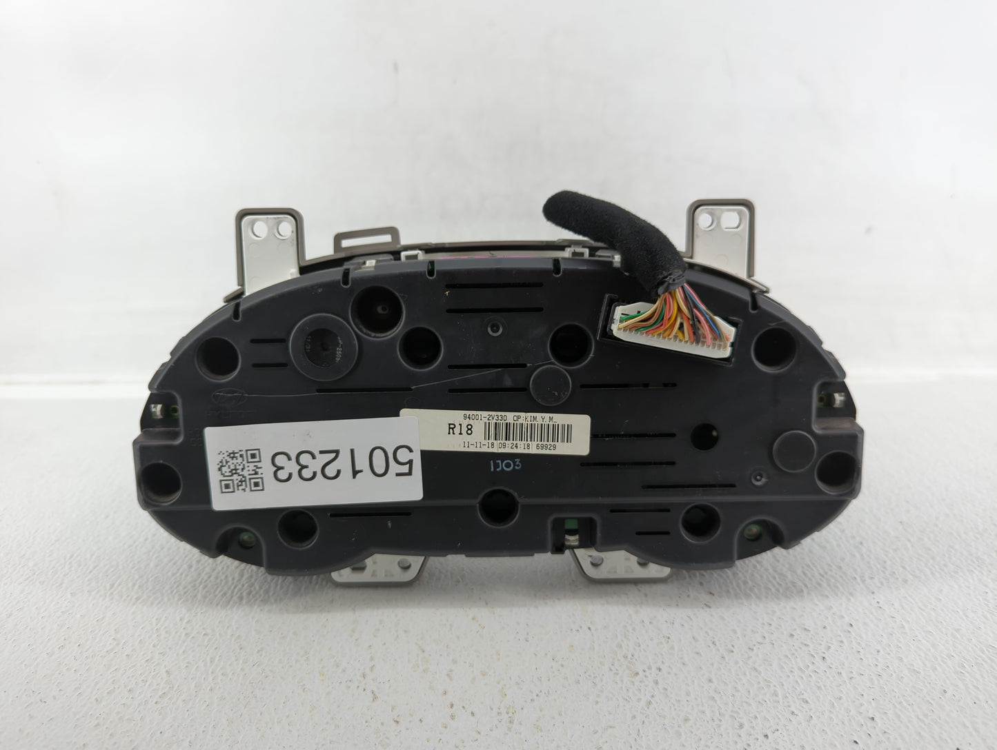 2012-2013 Hyundai Veloster Instrument Cluster Speedometer Gauges P/N:94001-2V330 Fits Fits 2012 2013 OEM Used Auto Parts - O