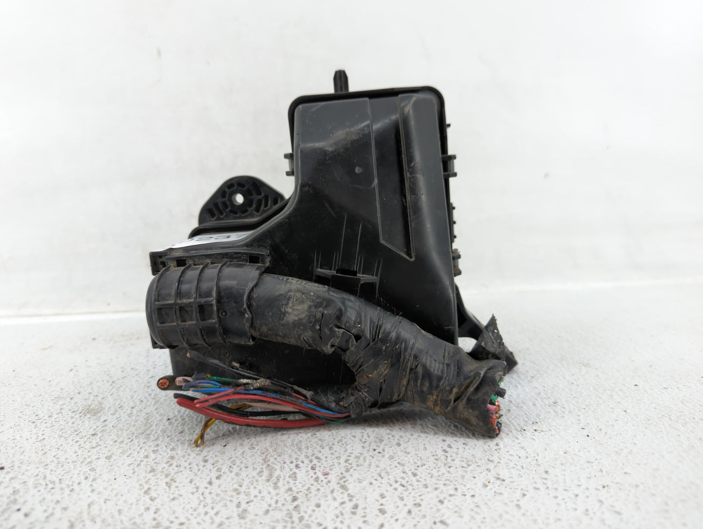 2012-2014 Hyundai Veloster Fusebox Fuse Box Panel Relay Module P/N:91236-2V610 91236-2V612, 91236 2V651 Fits Fits 2012 2013 