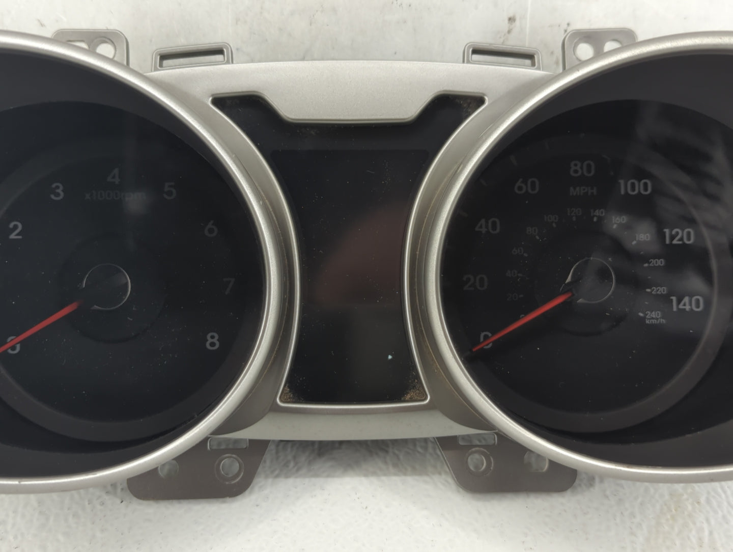 2012-2015 Hyundai Veloster Instrument Cluster Speedometer Gauges P/N:94011-2V330PD5 94001-2V330 Fits Fits 2012 2013 2014 201