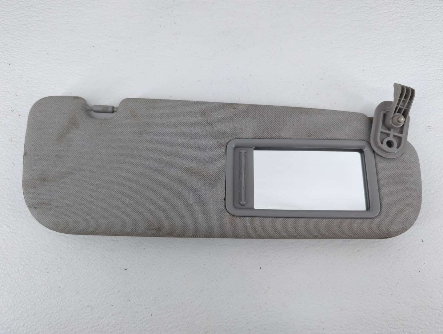 2012-2015 Hyundai Veloster Sun Visor Shade Replacement Passenger Right Mirror Fits Fits 2012 2013 2014 2015 OEM Used Auto Pa