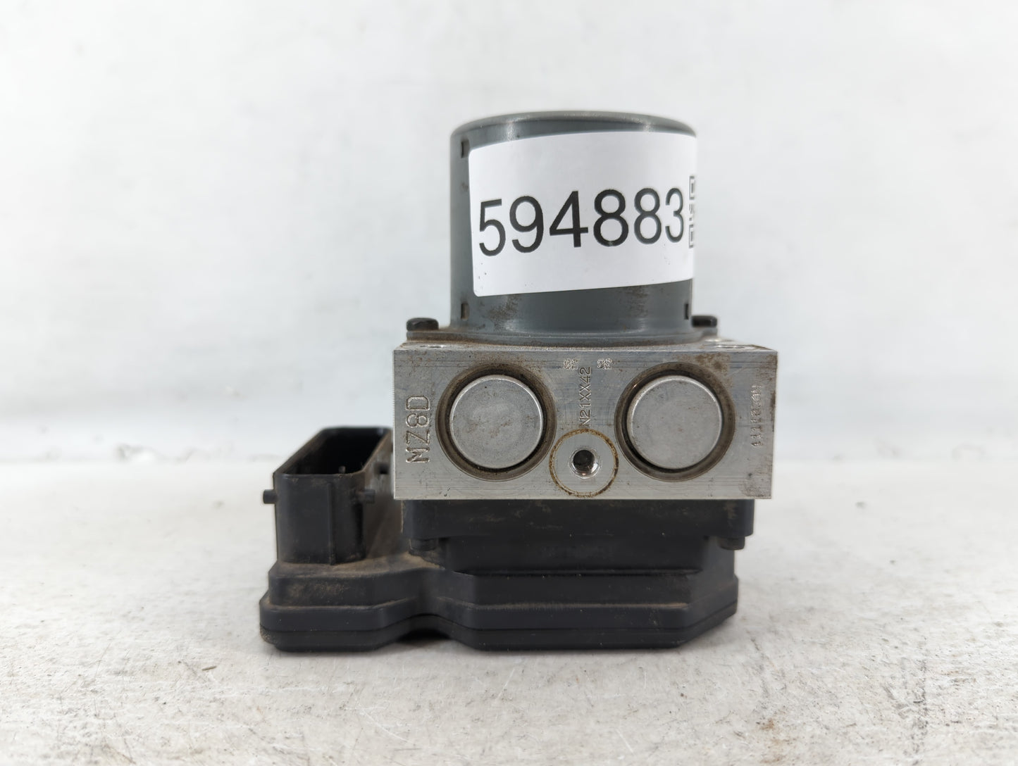 2012-2013 Hyundai Veloster ABS Pump Control Module Replacement P/N:BH6013G603 58920-2V400 Fits Fits 2012 2013 OEM Used Auto 