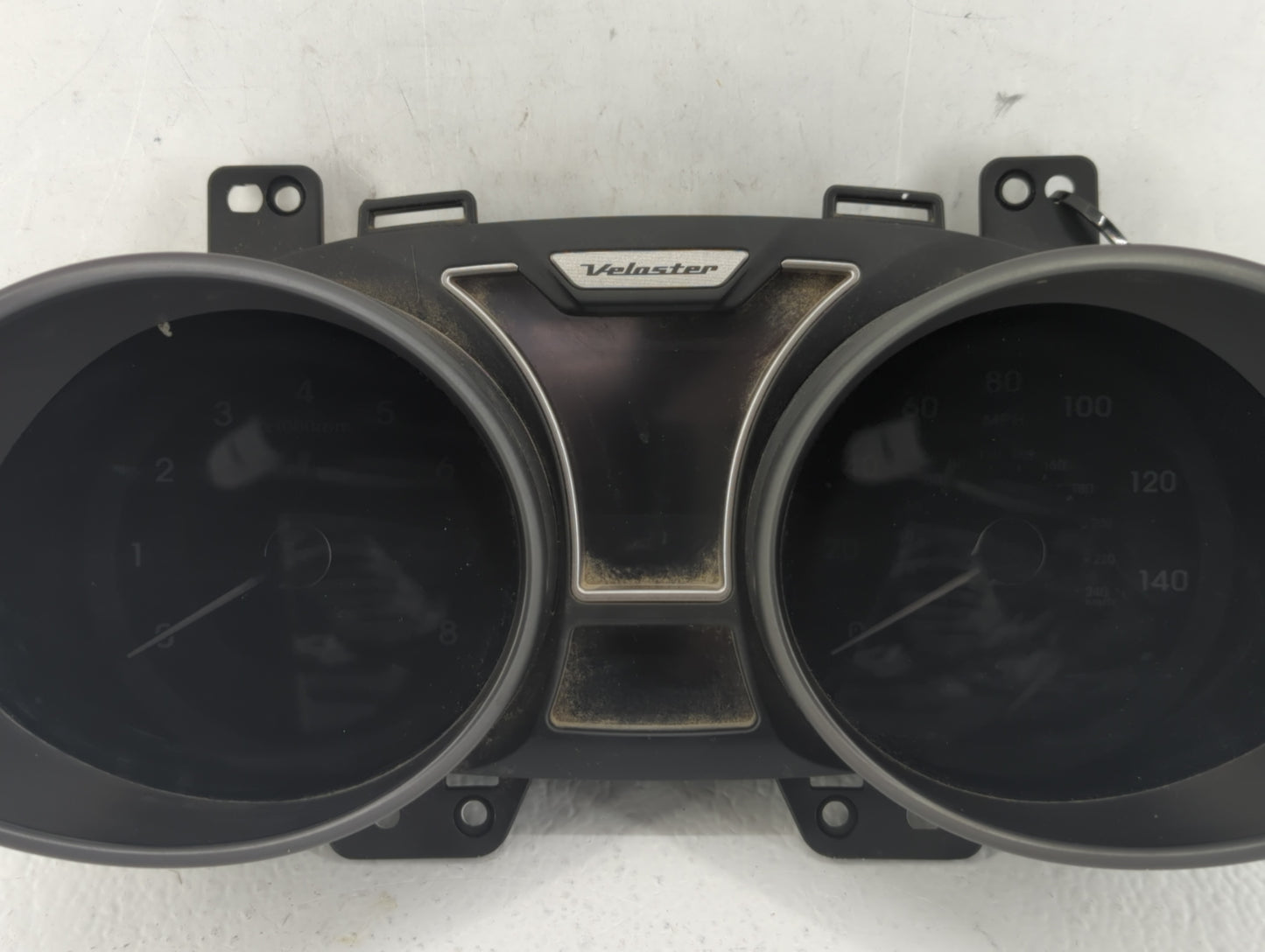2012-2015 Hyundai Veloster Instrument Cluster Speedometer Gauges P/N:94011-2V331PD5 Fits Fits 2012 2013 2014 2015 OEM Used A