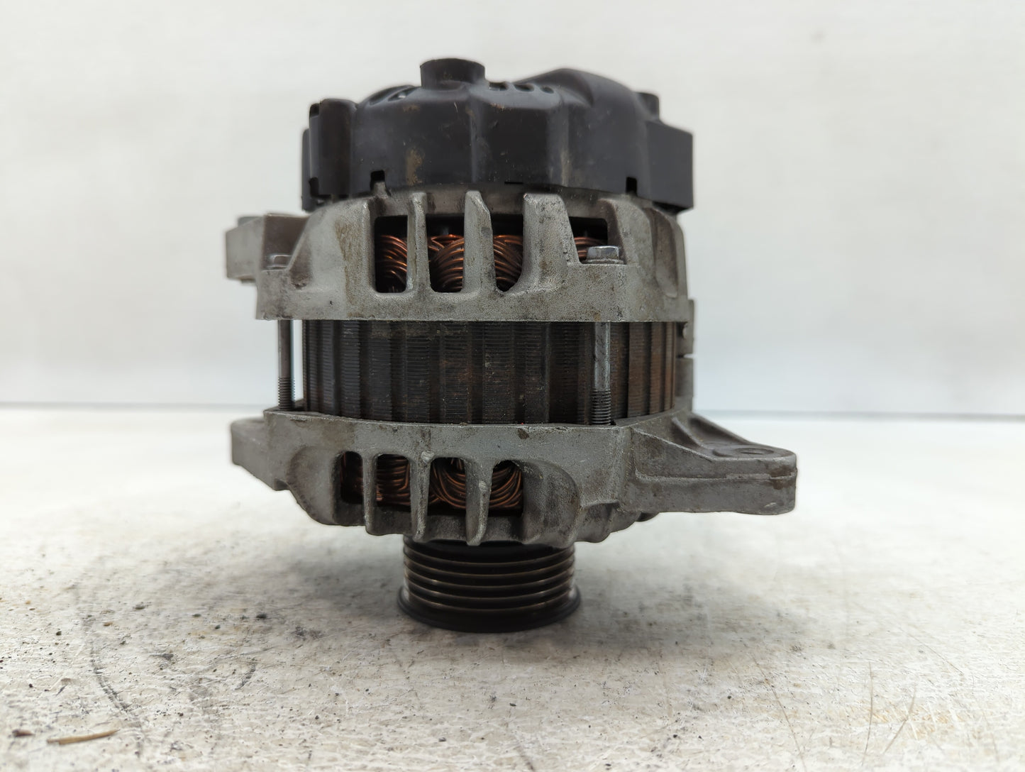 2012-2017 Hyundai Veloster Alternator Replacement Generator Charging Assembly Engine OEM P/N:37300-2B300 2607372 Fits OEM Us