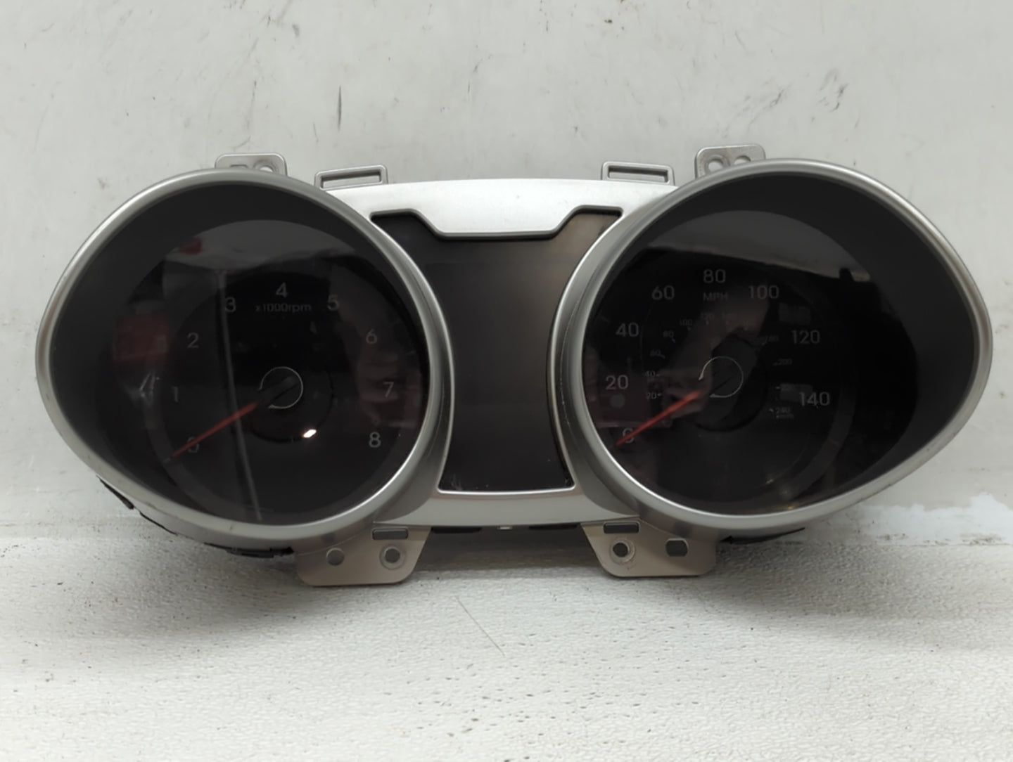 2012-2015 Hyundai Veloster Instrument Cluster Speedometer Gauges P/N:94001-2V330 Fits Fits 2012 2013 2014 2015 OEM Used Auto