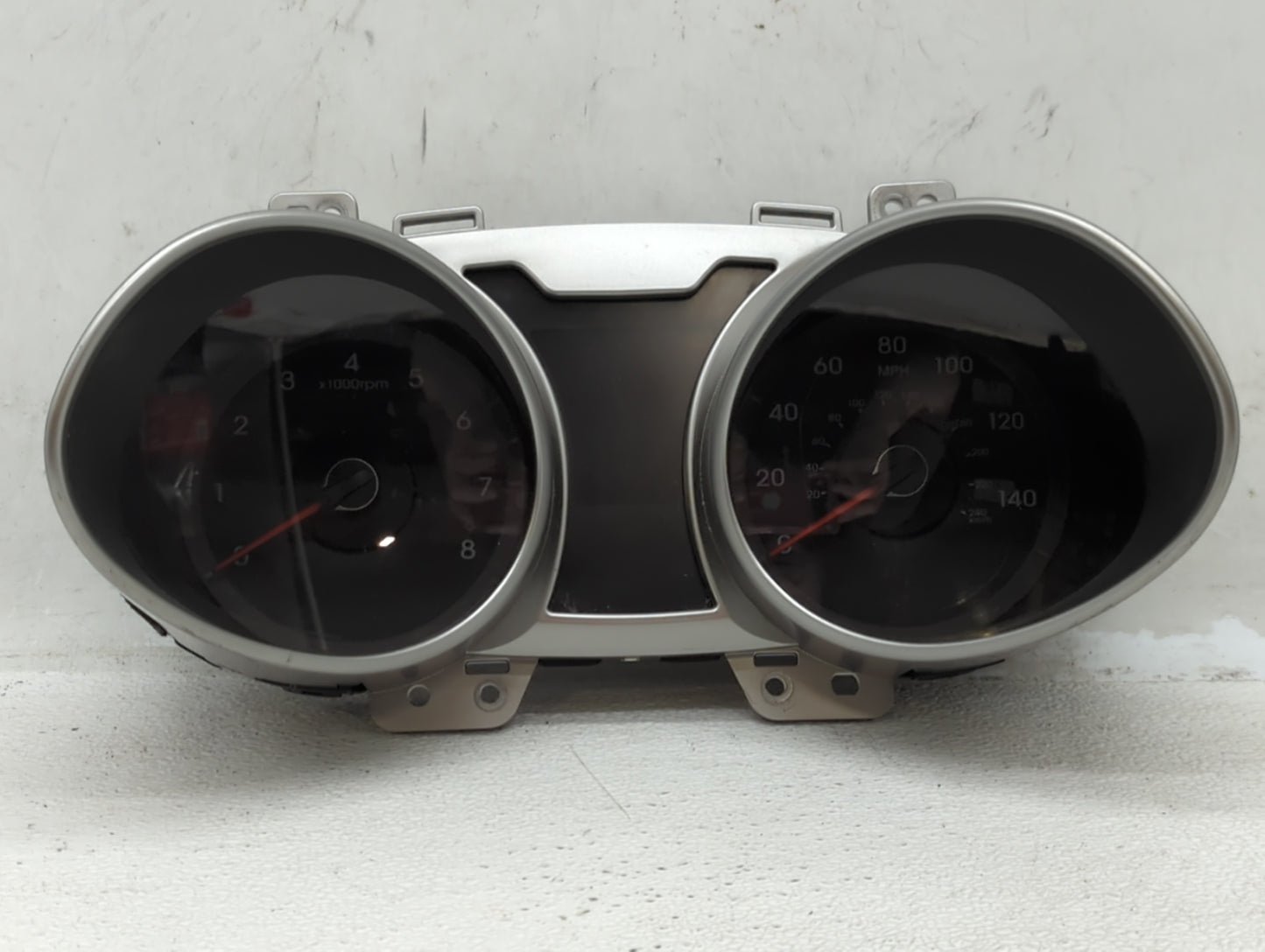 2012-2015 Hyundai Veloster Instrument Cluster Speedometer Gauges P/N:94001-2V330 Fits Fits 2012 2013 2014 2015 OEM Used Auto