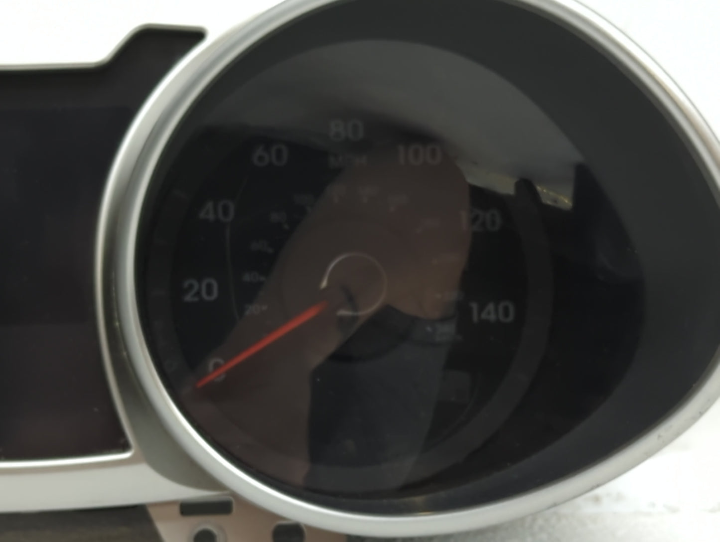 2012-2015 Hyundai Veloster Instrument Cluster Speedometer Gauges P/N:94001-2V330 Fits Fits 2012 2013 2014 2015 OEM Used Auto