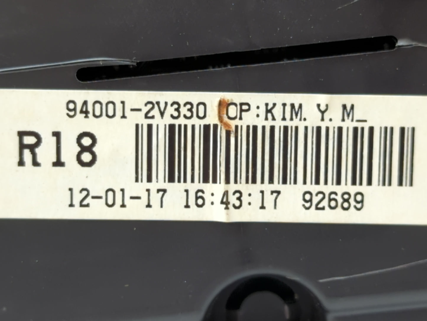 2012-2015 Hyundai Veloster Instrument Cluster Speedometer Gauges P/N:94001-2V330 Fits Fits 2012 2013 2014 2015 OEM Used Auto