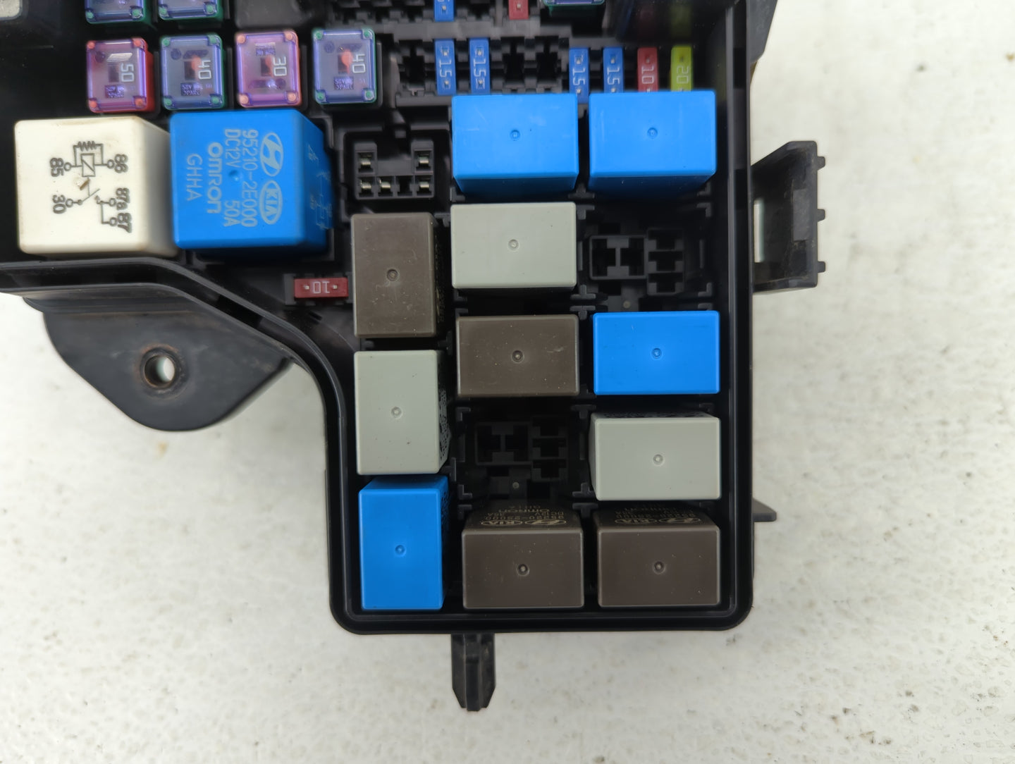 2012-2014 Hyundai Veloster Fusebox Fuse Box Panel Relay Module P/N:91236 2V610 Fits Fits 2012 2013 2014 OEM Used Auto Parts 