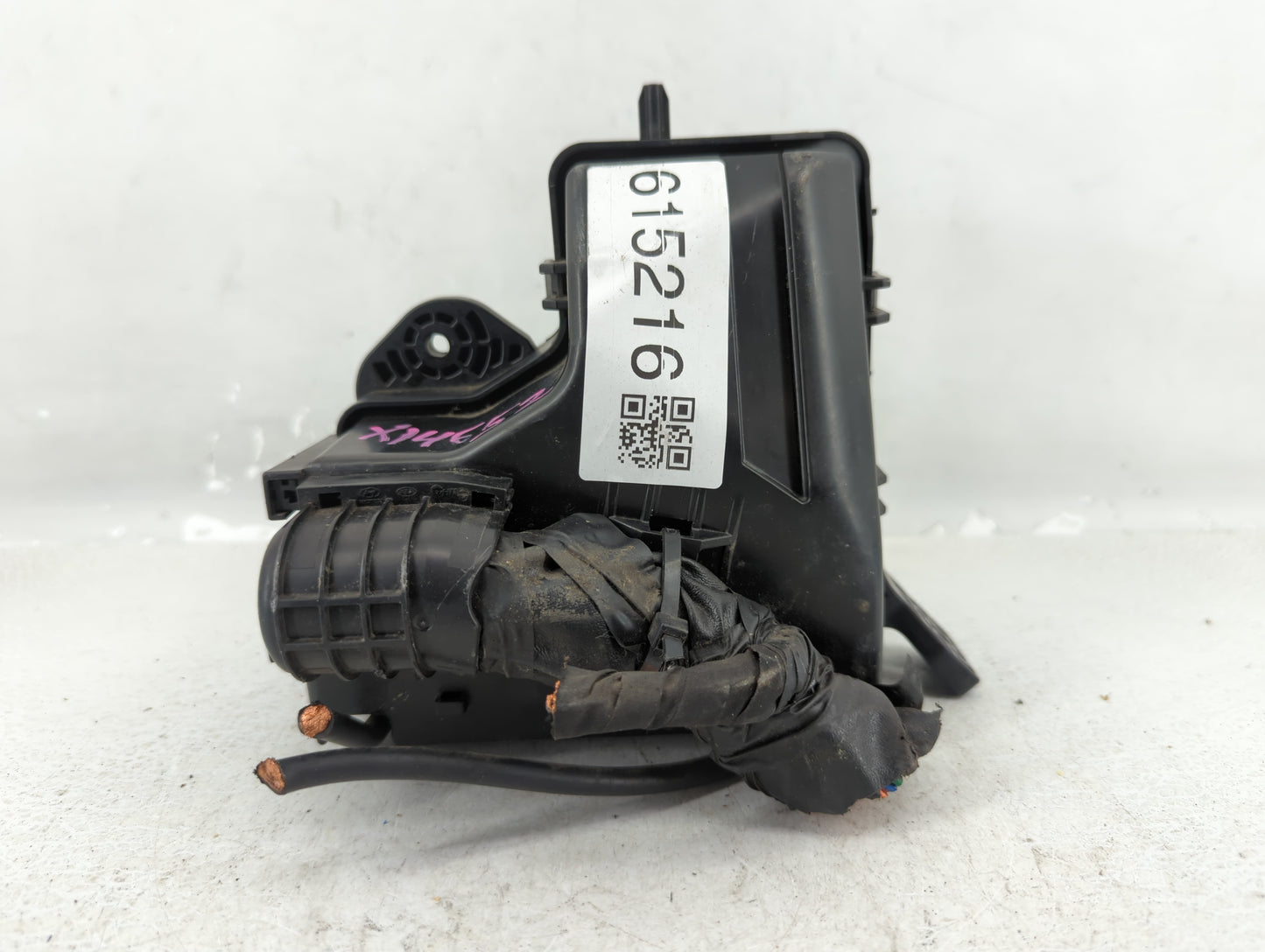 2012-2014 Hyundai Veloster Fusebox Fuse Box Panel Relay Module P/N:91236 2V610 Fits Fits 2012 2013 2014 OEM Used Auto Parts 