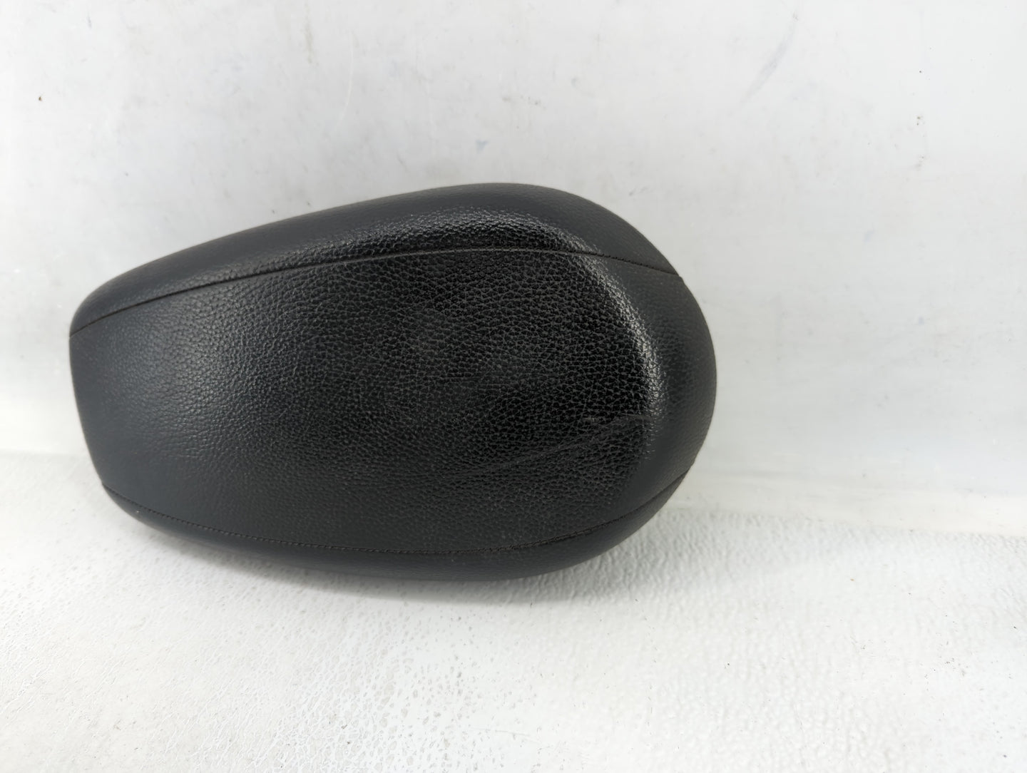 2012 Hyundai Veloster Center Console Armrest Cover Lid Black - Oemusedautoparts1.com