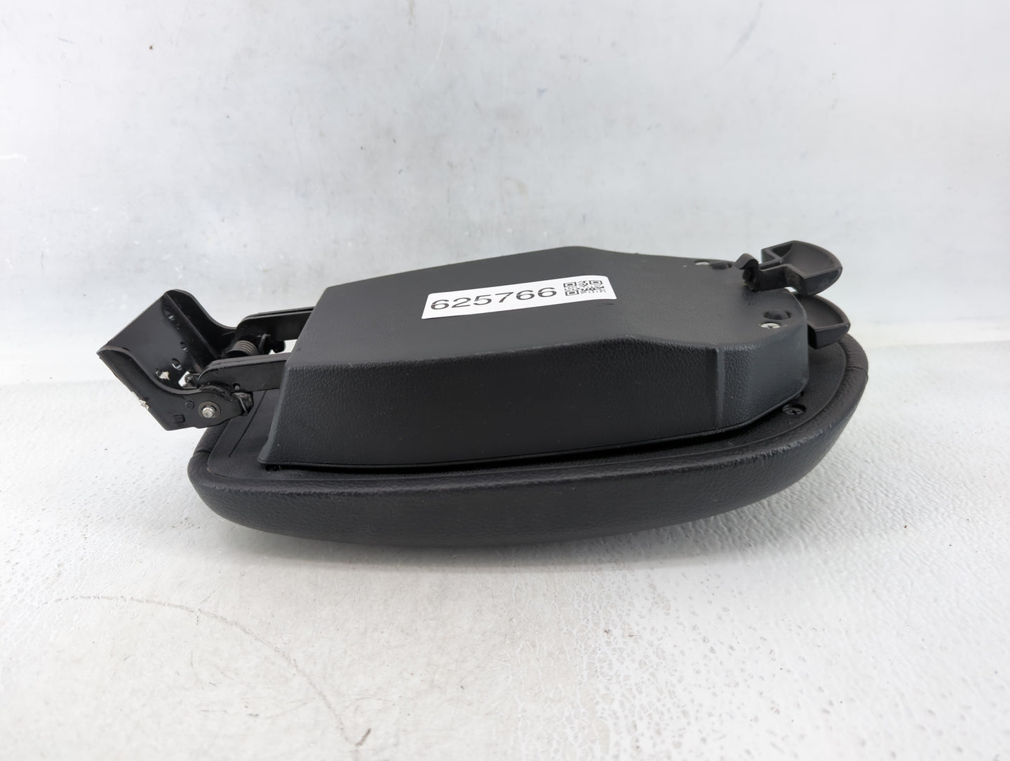 2012 Hyundai Veloster Center Console Armrest Cover Lid Black - Oemusedautoparts1.com