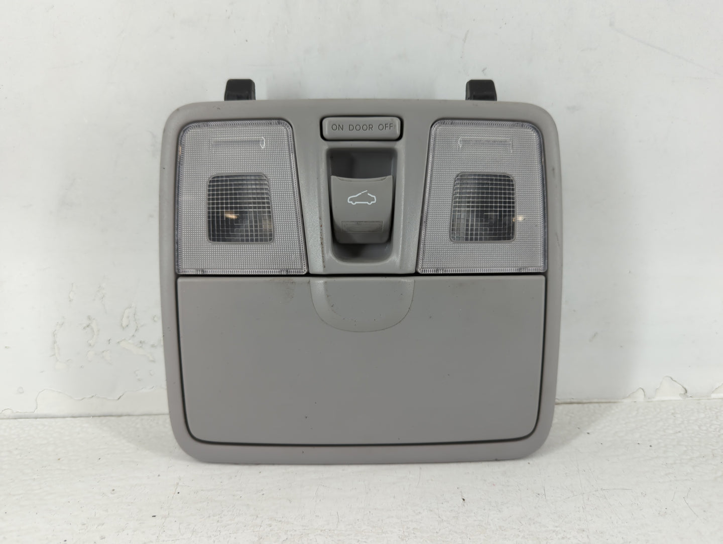 2012 Hyundai Veloster Overhead Roof Console - Oemusedautoparts1.com