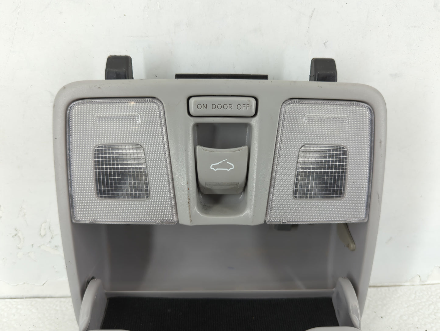 2012 Hyundai Veloster Overhead Roof Console - Oemusedautoparts1.com