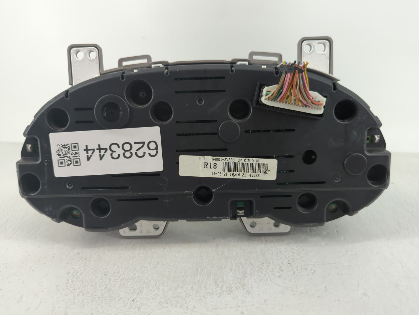 2012-2015 Hyundai Veloster Instrument Cluster Speedometer Gauges P/N:94001-2V330 Miles: Fits Fits 2012 2013 2014 2015 OEM Us
