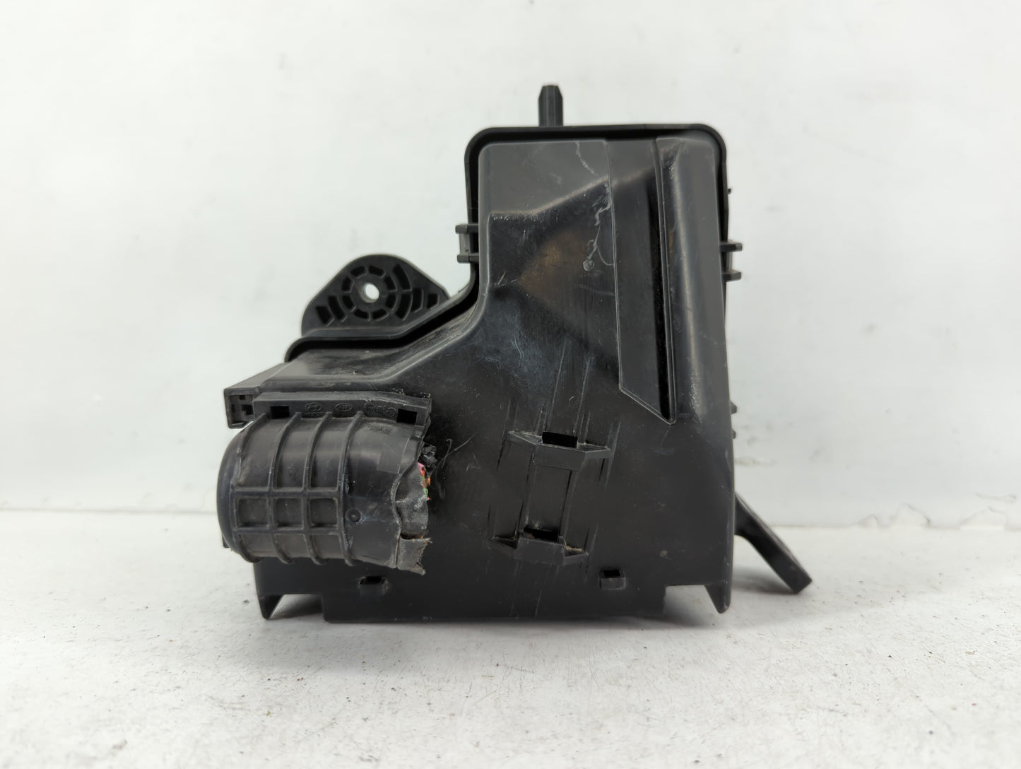 2012-2014 Hyundai Veloster Fusebox Fuse Box Panel Relay Module P/N:91236-2V010 Fits Fits 2012 2013 2014 OEM Used Auto Parts 