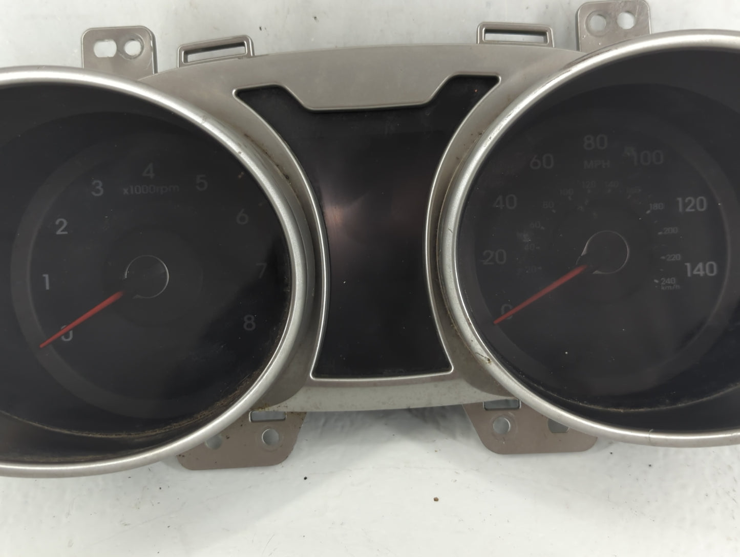 2012-2015 Hyundai Veloster Instrument Cluster Speedometer Gauges P/N:94001-2V330 Fits Fits 2012 2013 2014 2015 OEM Used Auto