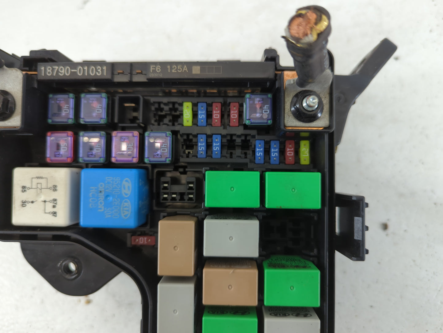 2012-2014 Hyundai Veloster Fusebox Fuse Box Panel Relay Module P/N:91236 2V652 Fits Fits 2012 2013 2014 OEM Used Auto Parts 