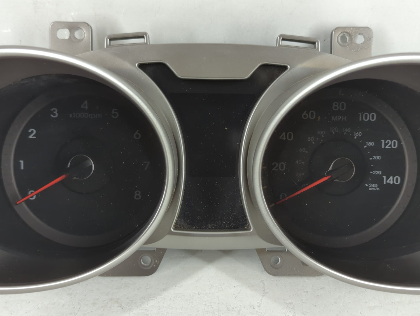 2012-2015 Hyundai Veloster Instrument Cluster Speedometer Gauges P/N:94001-2V330 Fits Fits 2012 2013 2014 2015 OEM Used Auto
