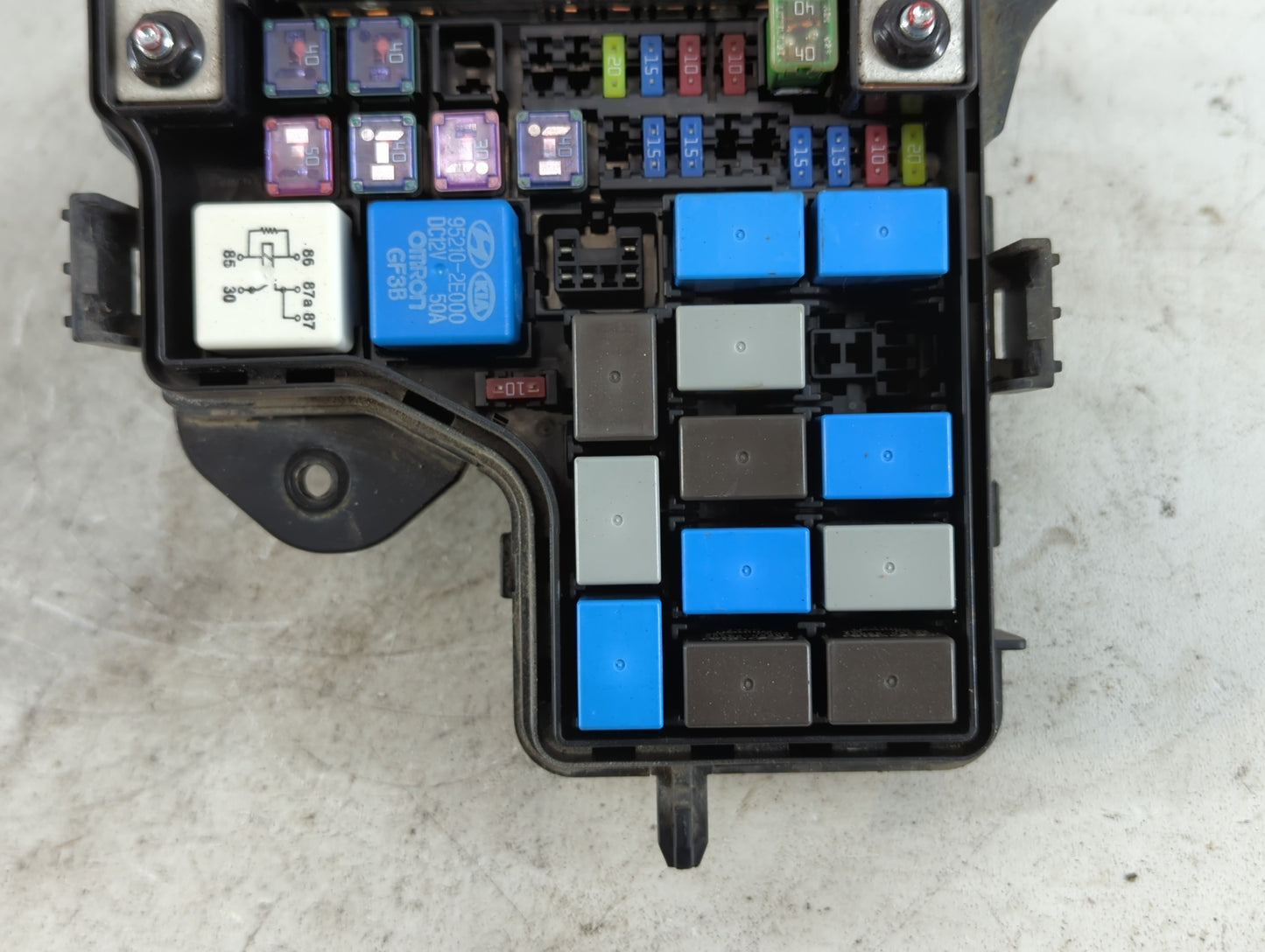 2012-2014 Hyundai Veloster Fusebox Fuse Box Panel Relay Module P/N:N91236-2V650-07 BB7080540087 Fits Fits 2012 2013 2014 OEM