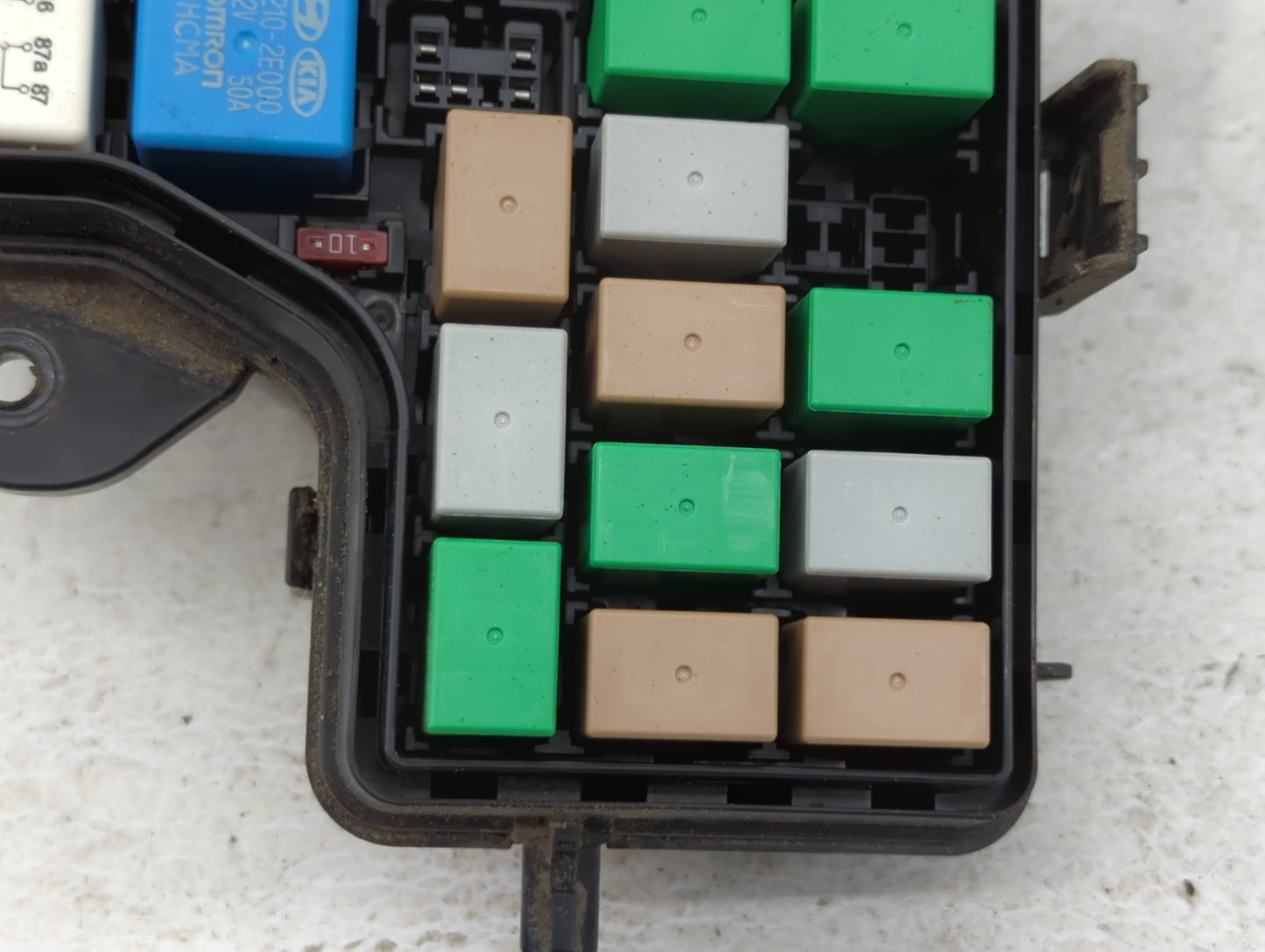 2012-2014 Hyundai Veloster Fusebox Fuse Box Panel Relay Module P/N:91236 2V652 Fits Fits 2012 2013 2014 OEM Used Auto Parts 