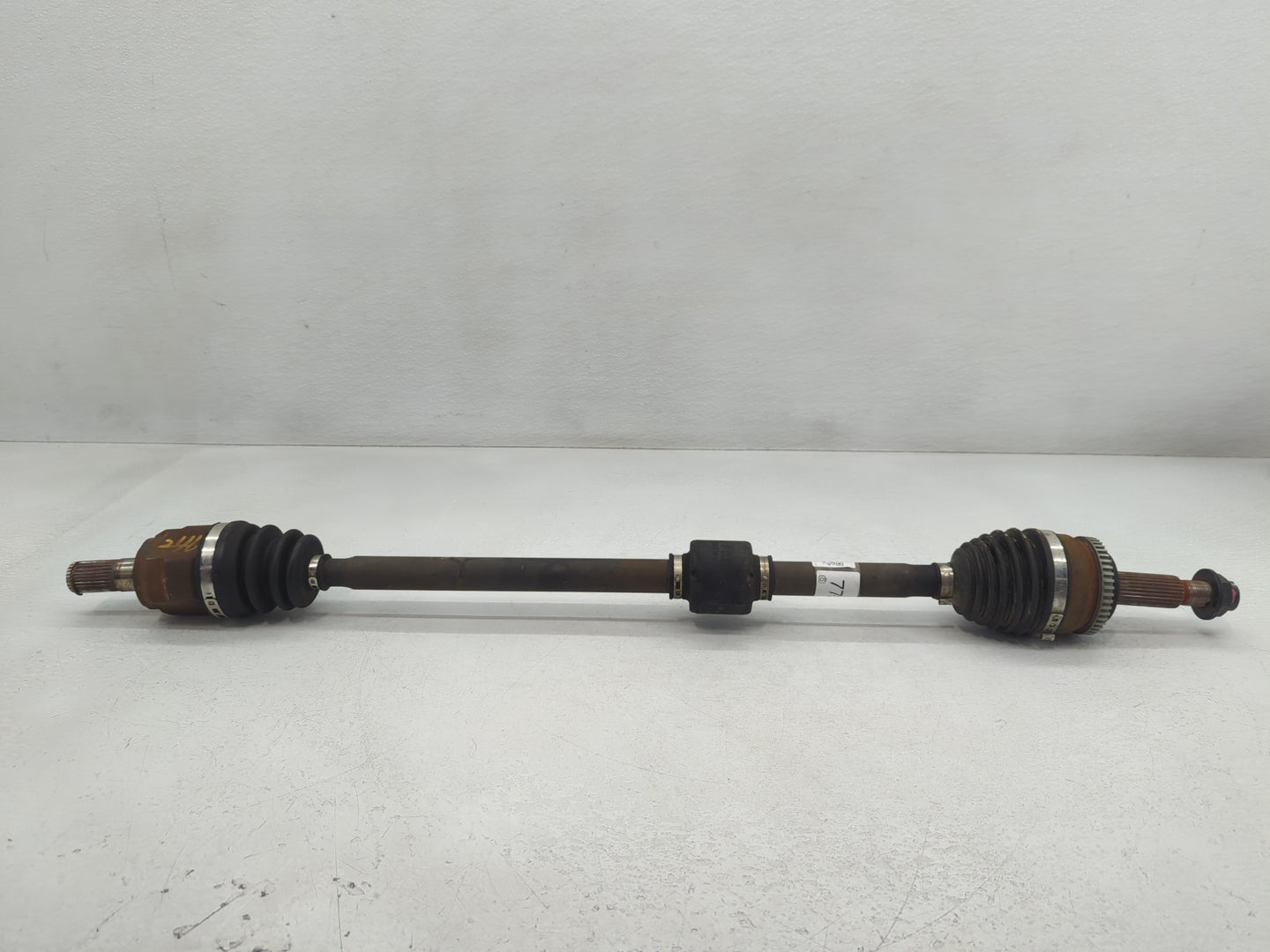 2012-2017 Hyundai Veloster Axle Shaft Front Driver Cv C/v - Oemusedautoparts1.com