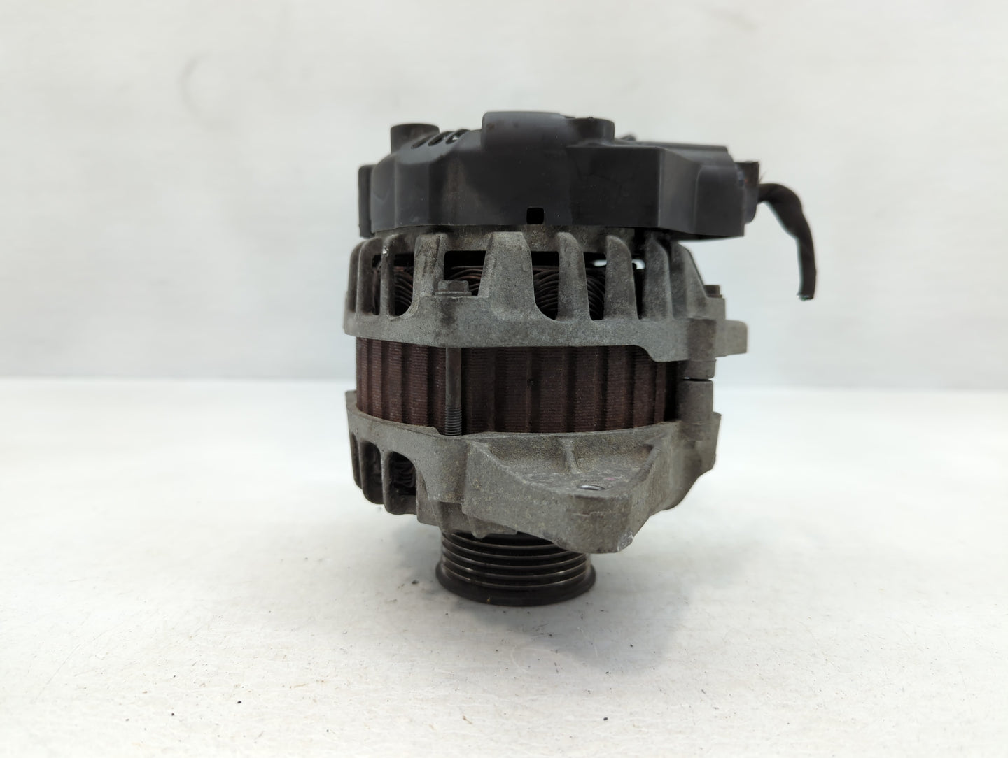 2012-2017 Hyundai Veloster Alternator Replacement Generator Charging Assembly Engine OEM P/N:37300-2B300 2607372 Fits OEM Us