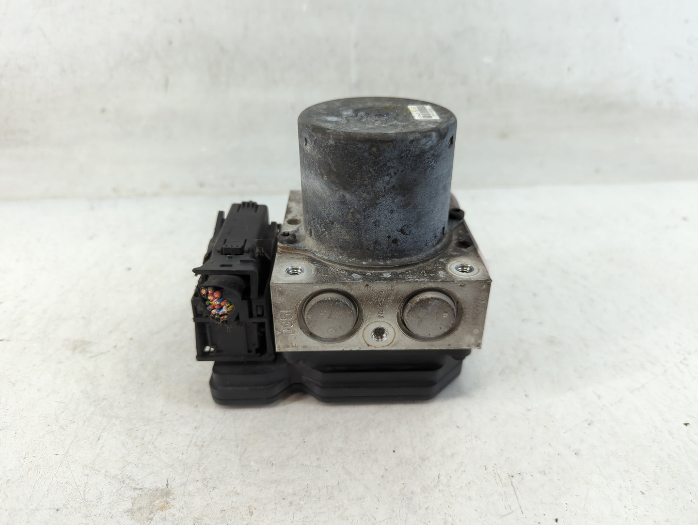 2012-2013 Hyundai Veloster ABS Pump Control Module Replacement P/N:58920-2V400 Fits Fits 2012 2013 OEM Used Auto Parts - Oem