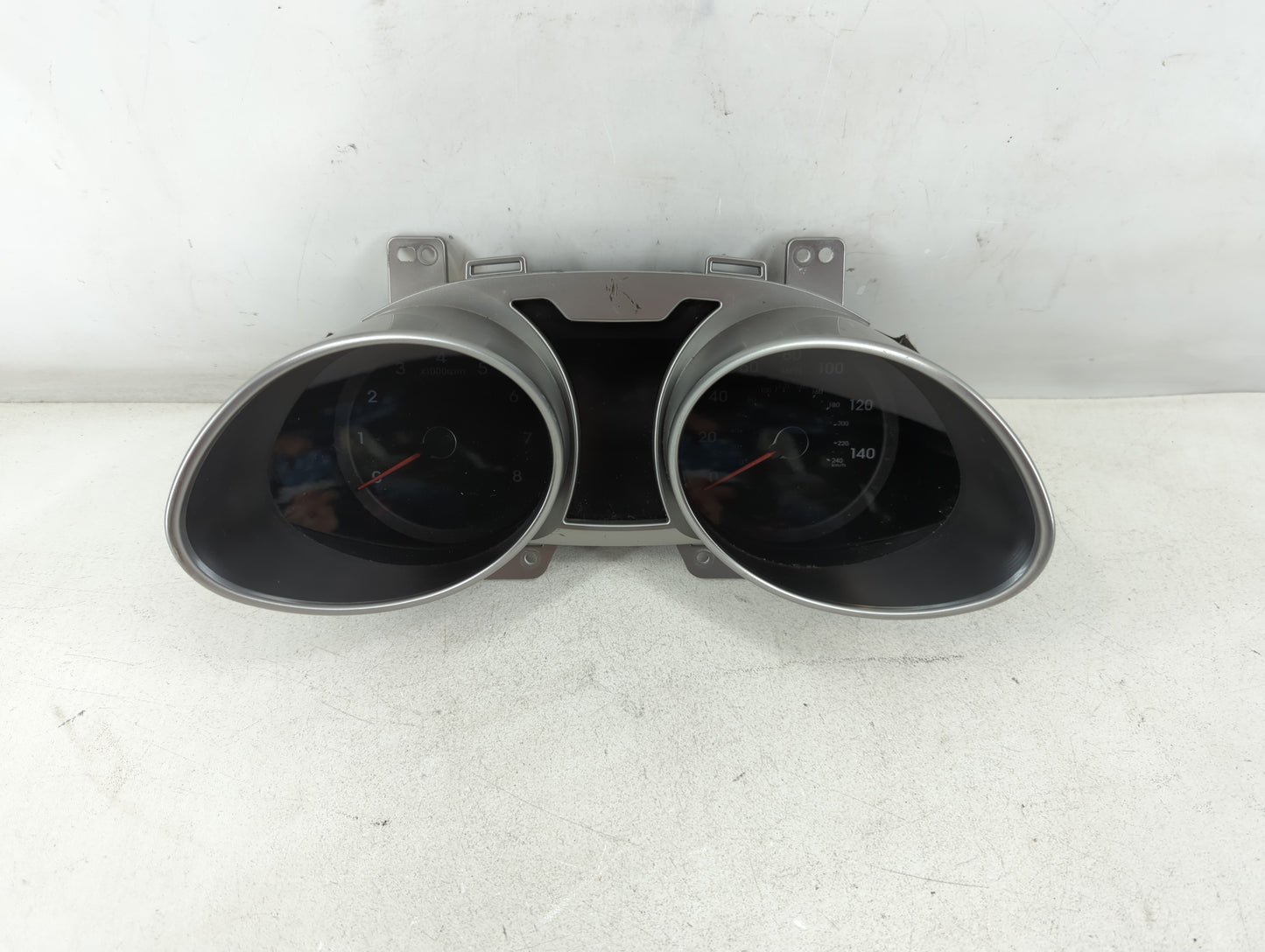 2012-2015 Hyundai Veloster Instrument Cluster Speedometer Gauges P/N:11G27-1069 94001-2V320 Fits Fits 2012 2013 2014 2015 OE