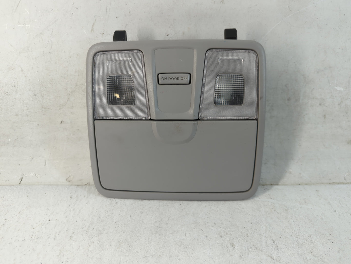 2012 Hyundai Veloster Overhead Roof Console - Oemusedautoparts1.com