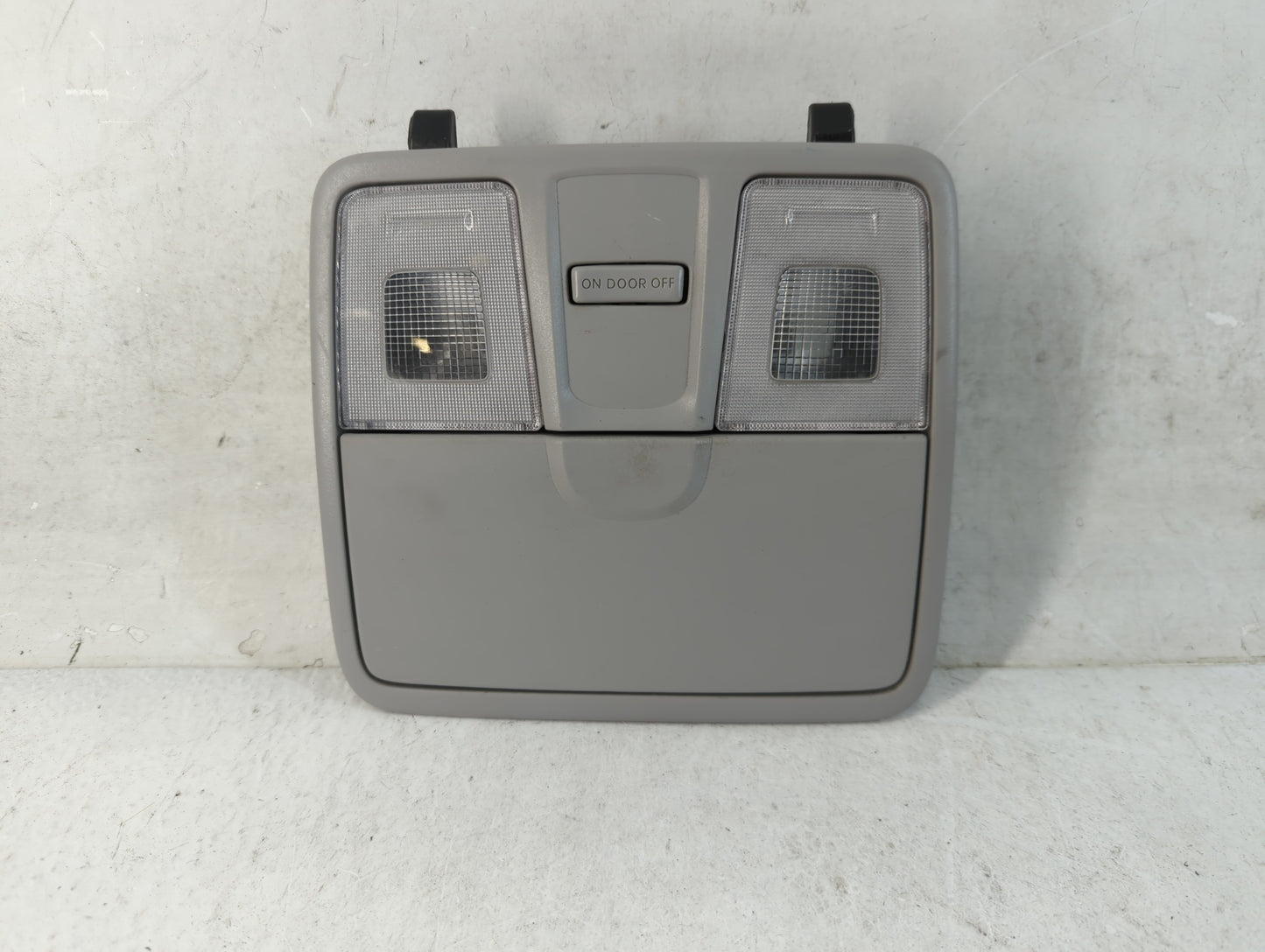 2012 Hyundai Veloster Overhead Roof Console - Oemusedautoparts1.com