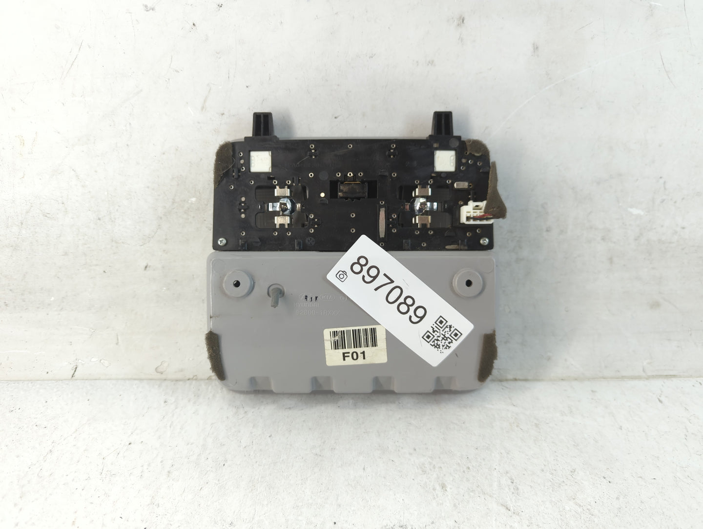 2012 Hyundai Veloster Overhead Roof Console - Oemusedautoparts1.com