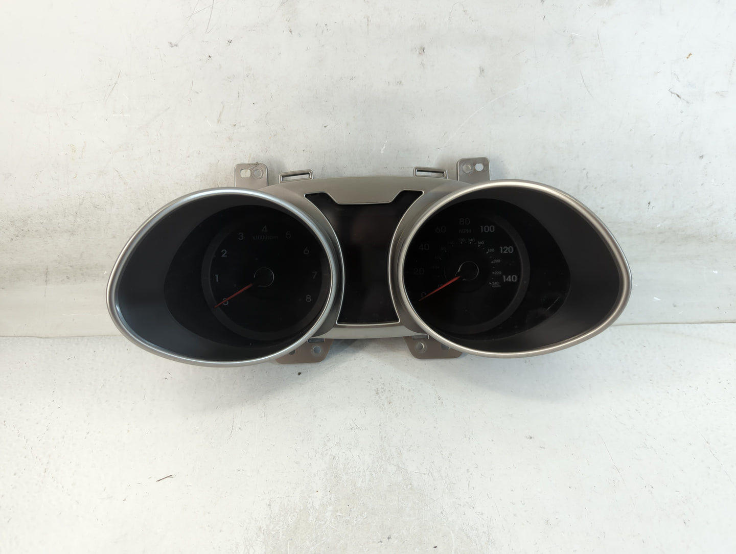 2012-2015 Hyundai Veloster Instrument Cluster Speedometer Gauges P/N:94001-2V330 Fits Fits 2012 2013 2014 2015 OEM Used Auto