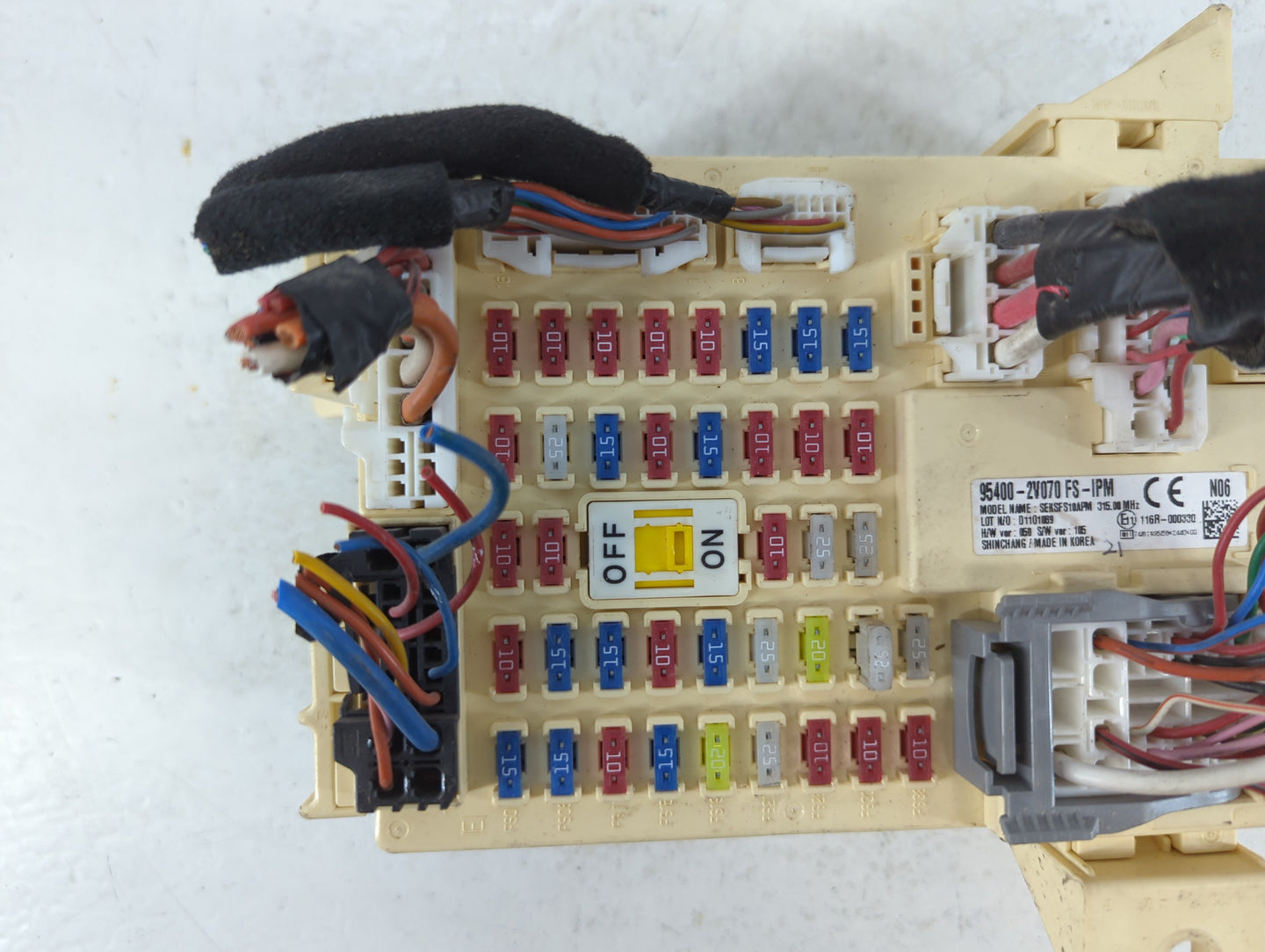 2012-2014 Hyundai Veloster Fusebox Fuse Box Panel Relay Module P/N:95400-2V070 Fits Fits 2012 2013 2014 OEM Used Auto Parts 