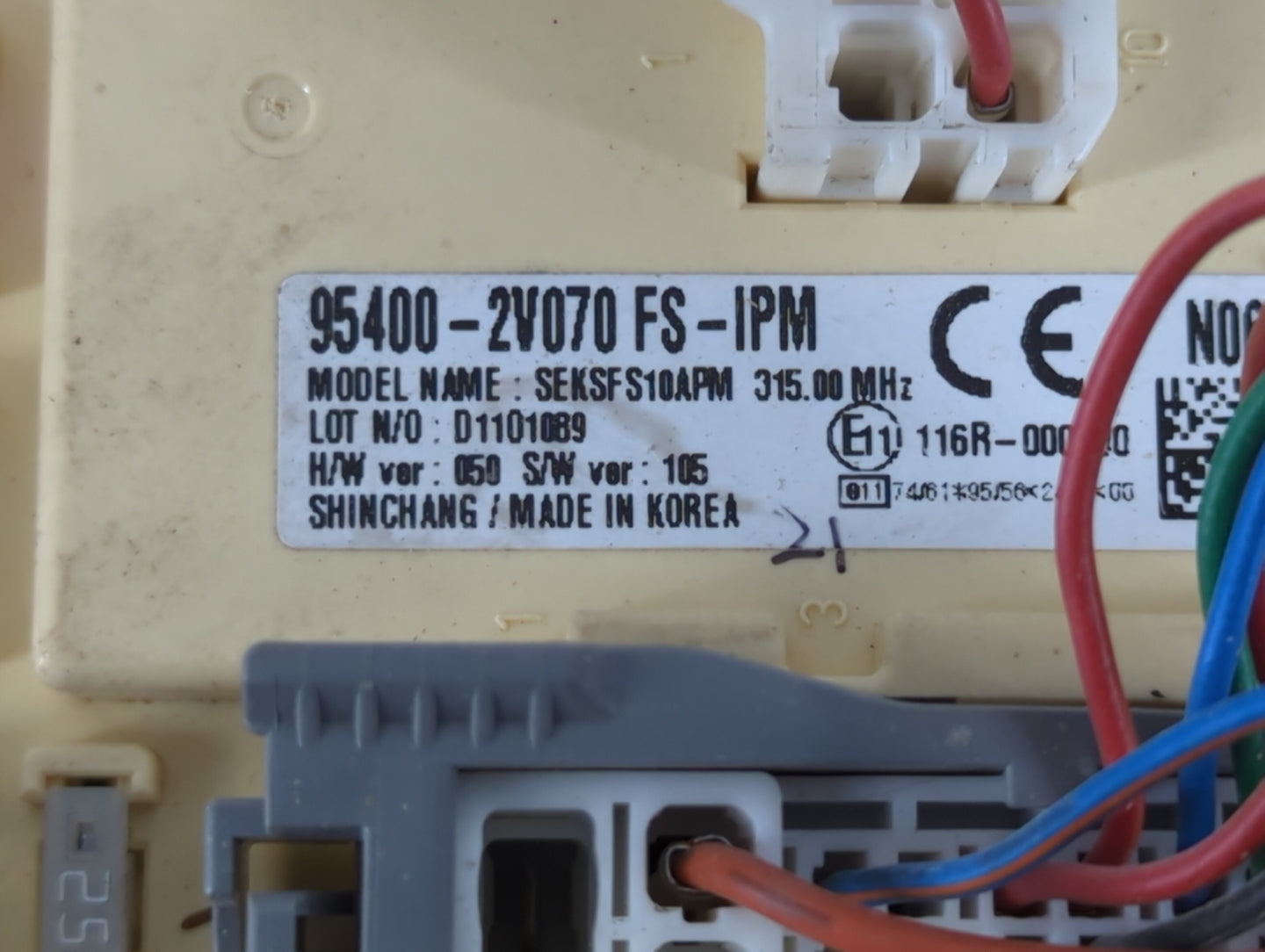 2012-2014 Hyundai Veloster Fusebox Fuse Box Panel Relay Module P/N:95400-2V070 Fits Fits 2012 2013 2014 OEM Used Auto Parts 