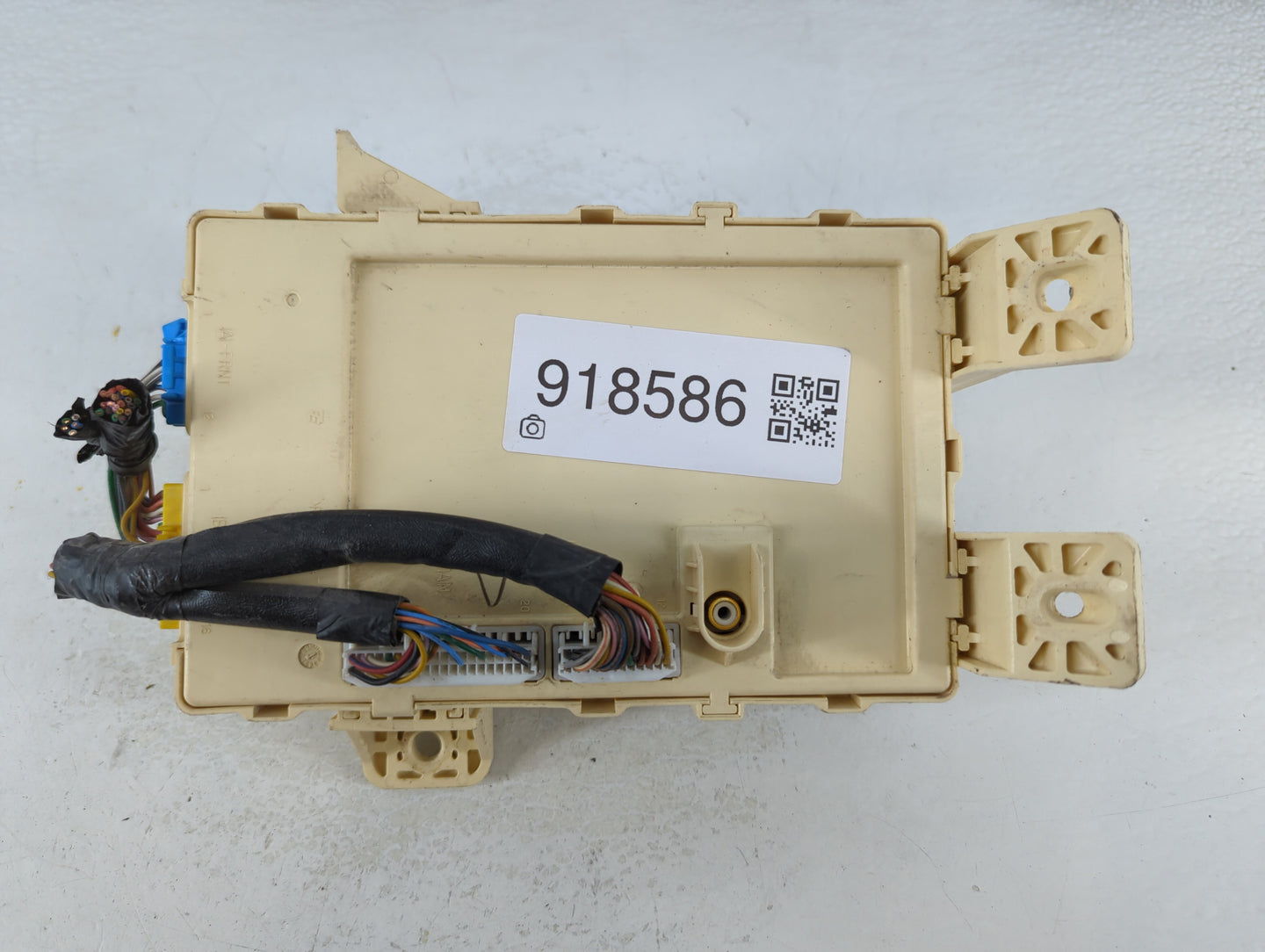 2012-2014 Hyundai Veloster Fusebox Fuse Box Panel Relay Module P/N:95400-2V070 Fits Fits 2012 2013 2014 OEM Used Auto Parts 