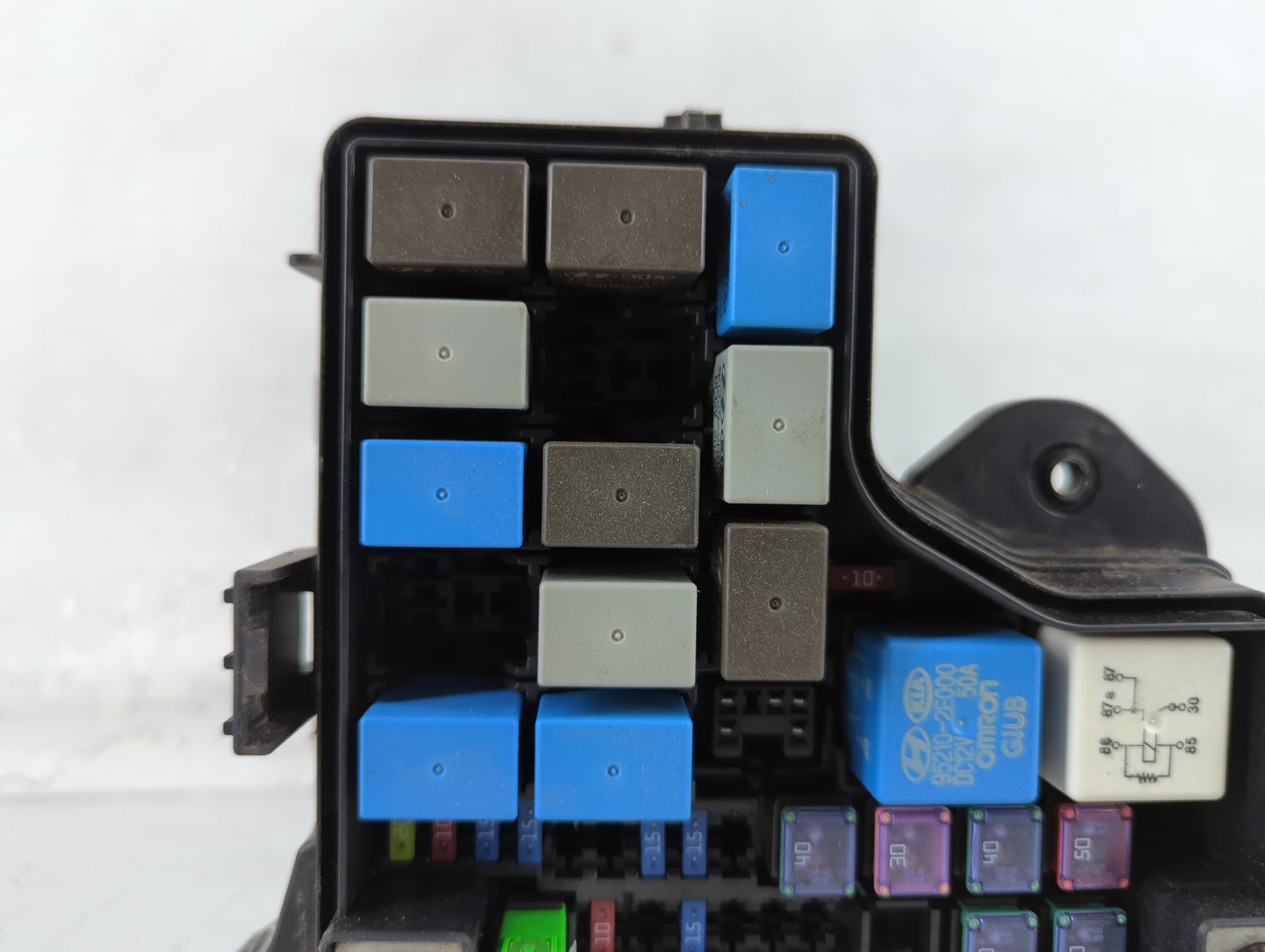 2012-2014 Hyundai Veloster Fusebox Fuse Box Panel Relay Module P/N:91236 2V610 Fits Fits 2012 2013 2014 OEM Used Auto Parts 