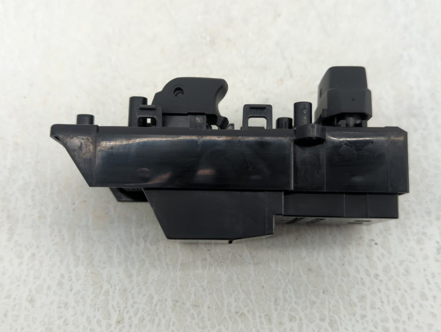2012 Hyundai Veracruz Driver Left Rear Power Window Switch - Oemusedautoparts1.com