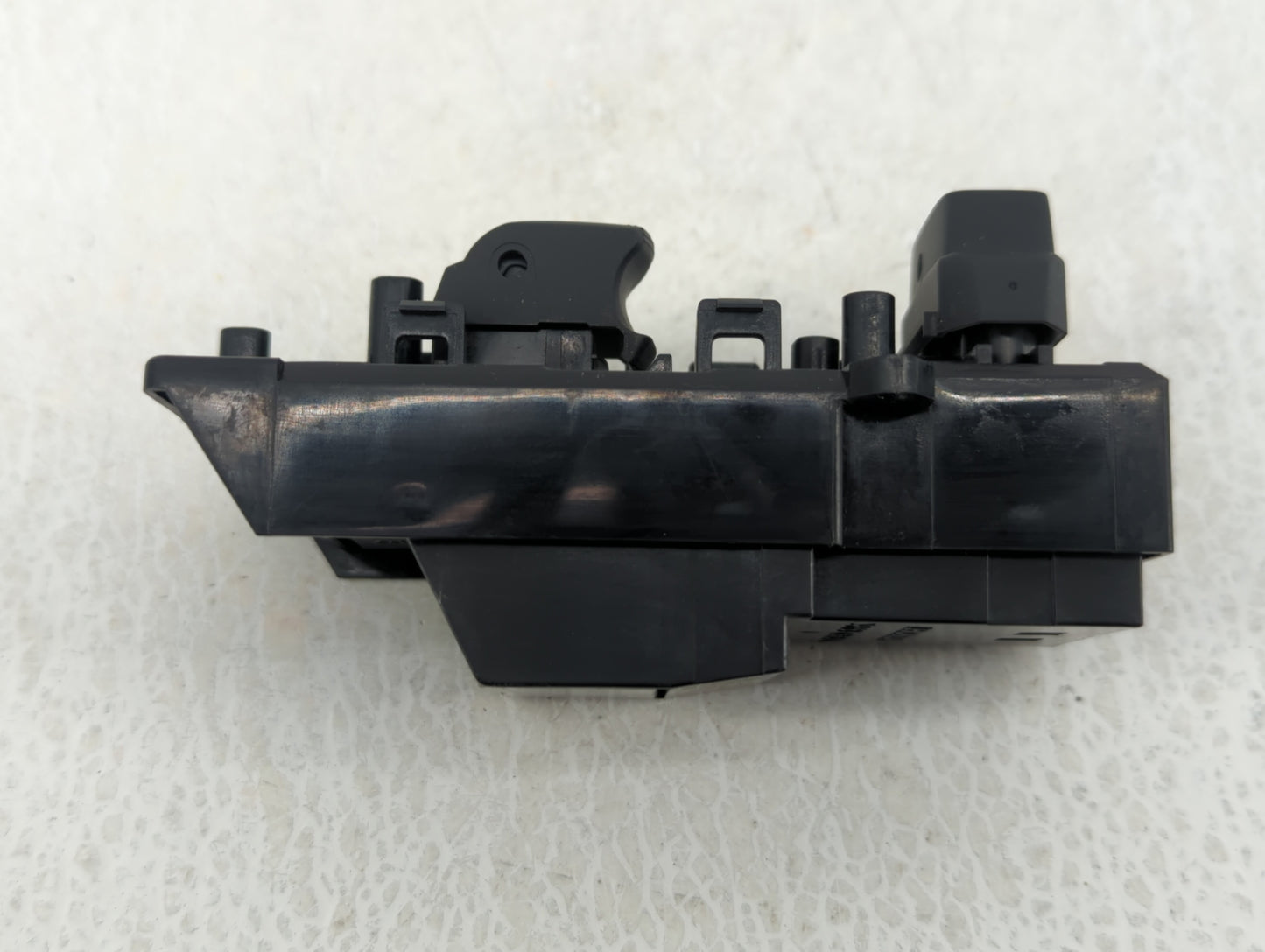 2012 Hyundai Veracruz Driver Left Rear Power Window Switch - Oemusedautoparts1.com