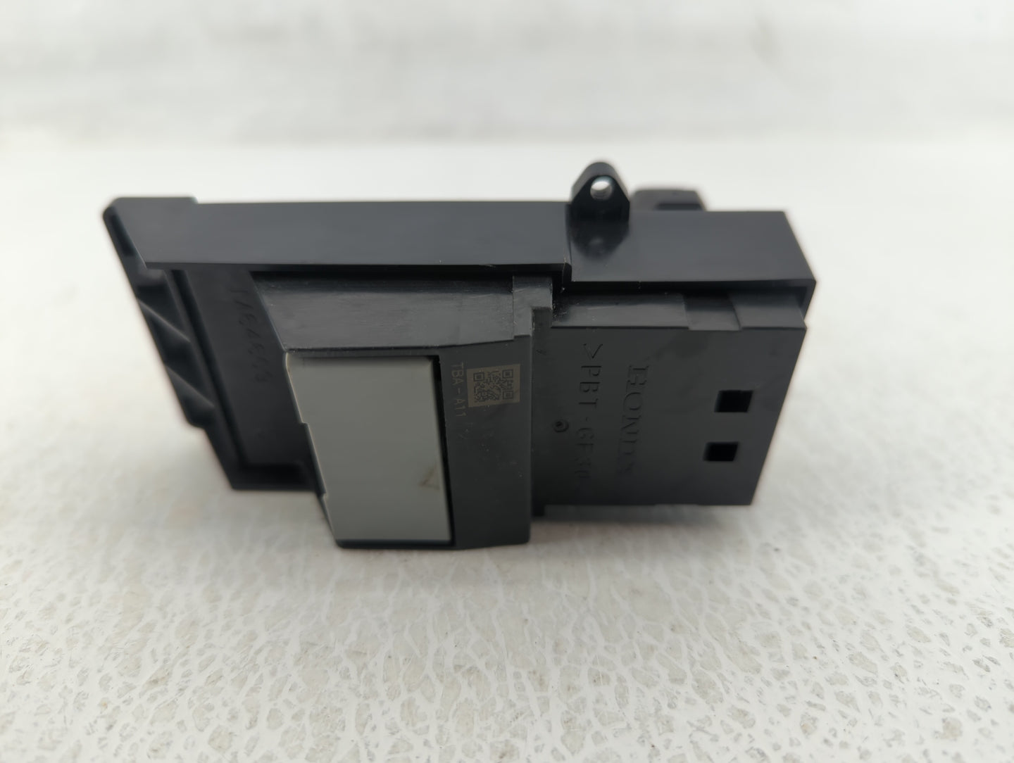 2012 Hyundai Veracruz Driver Left Rear Power Window Switch - Oemusedautoparts1.com