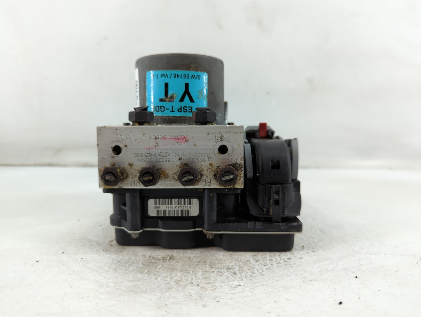 2012 Hyundai Sonata Sonata ABS Pump Control Module Replacement P/N:A 265 238 094 Fits Fits 2011 2013 OEM Used Auto Parts - O