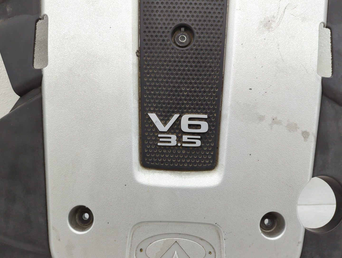 2012 Infiniti Ex35 Engine Cover - Oemusedautoparts1.com