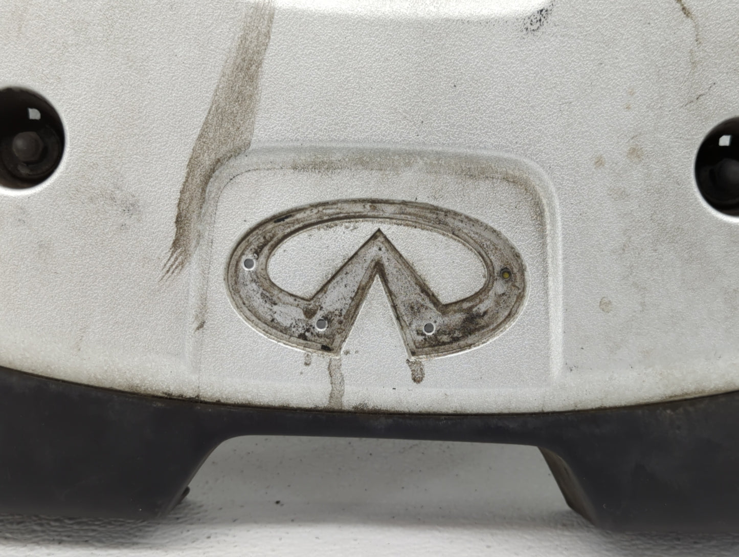 2012 Infiniti Fx35 Engine Cover - Oemusedautoparts1.com