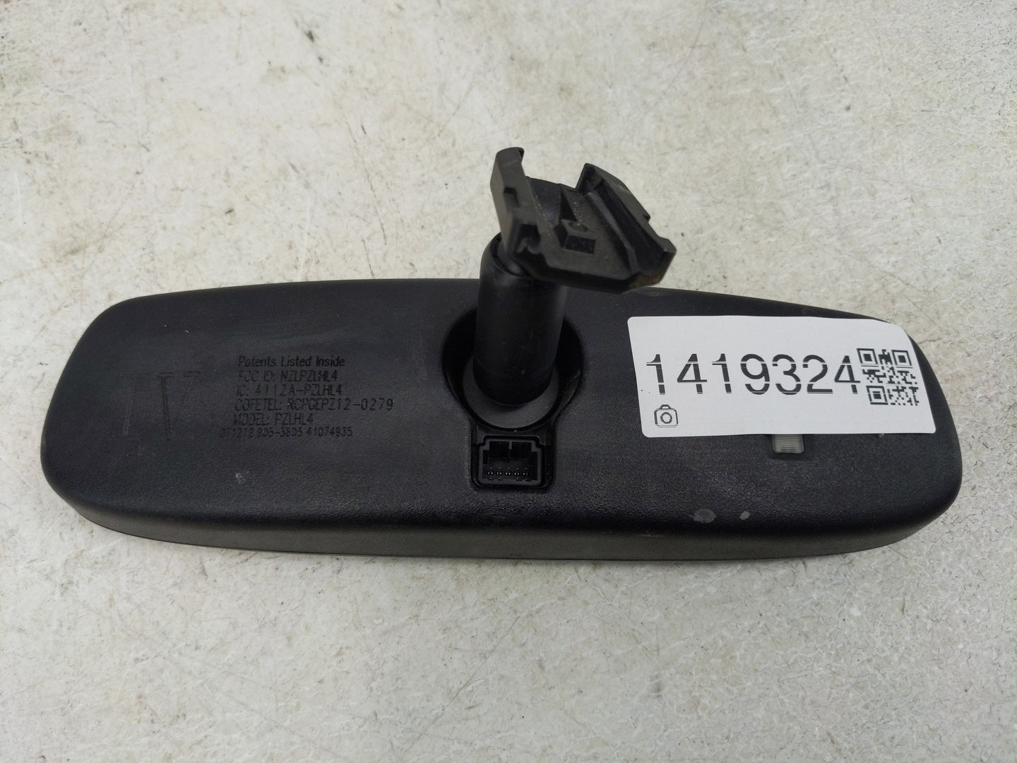 2008-2012 Infiniti G37 Interior Rear View Mirror Replacement OEM P/N:4112A-PZLHL4 Fits OEM Used Auto Parts - Oemusedautopart
