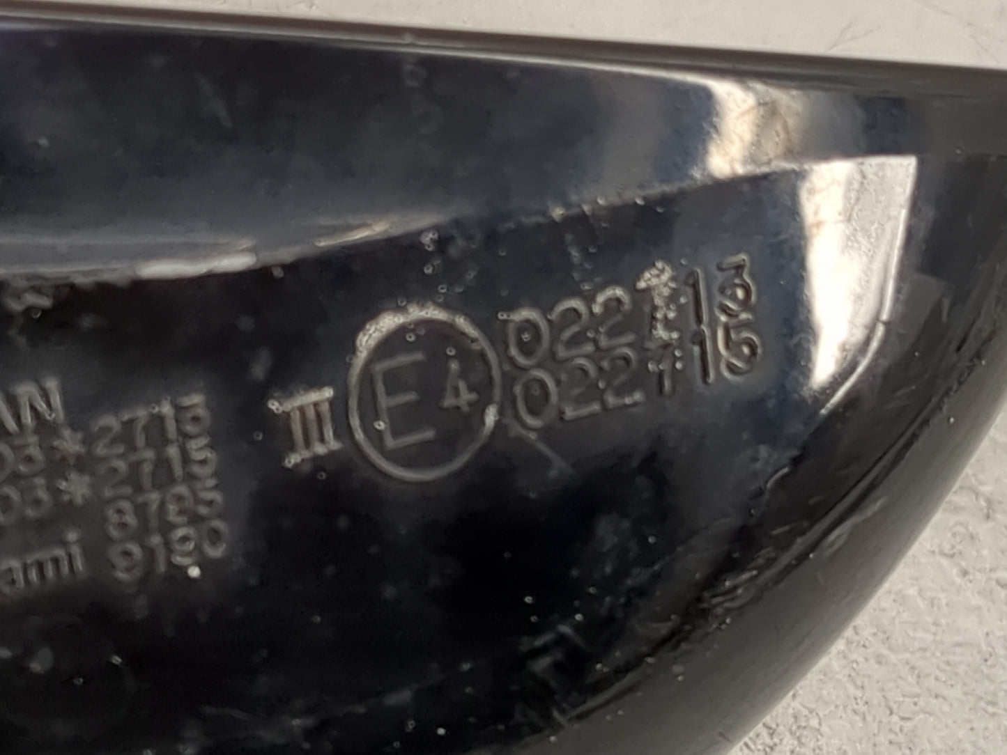 2009-2013 Infiniti G37 Passenger Side View Mirror - Right Door Mirror OEM Used - Oemusedautoparts1.com