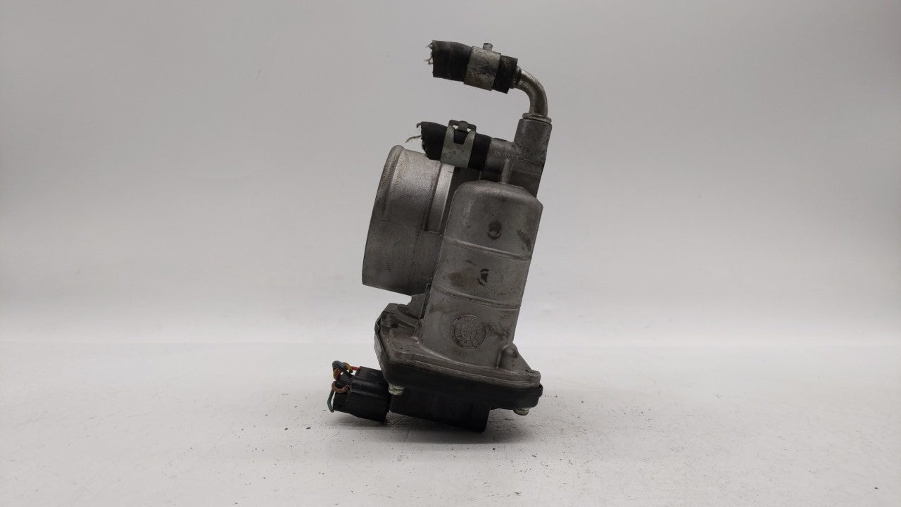 2008-2013 Infiniti G37 Throttle Body P/N:526-01 RME75 Fits OEM Used Auto Parts - Oemusedautoparts1.com