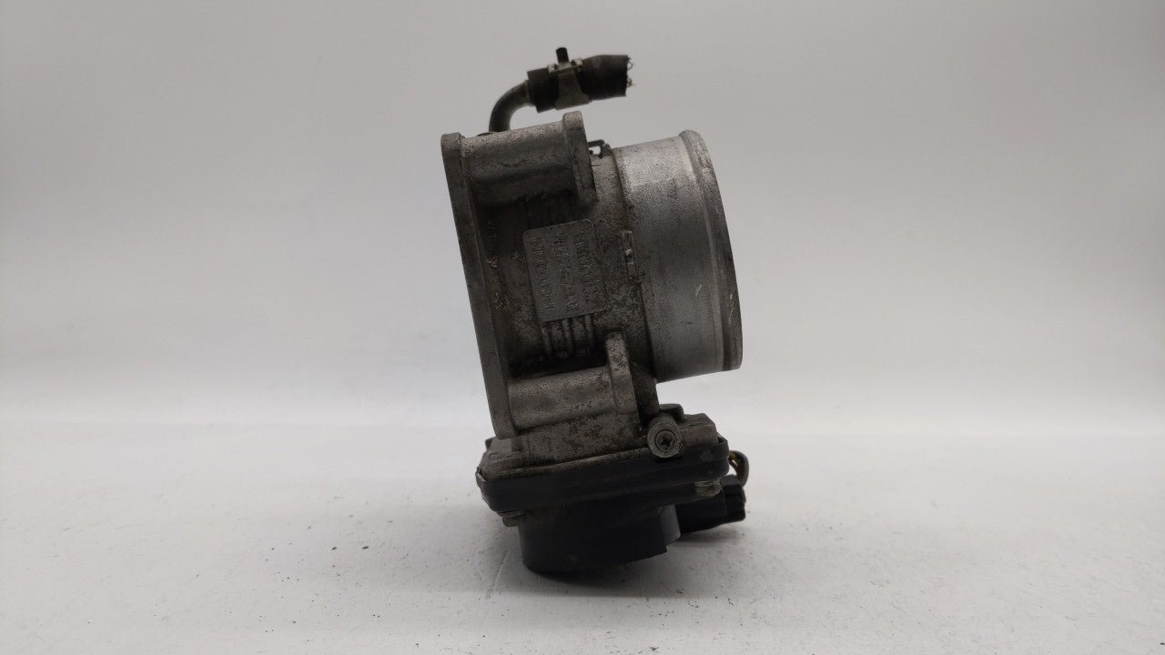 2008-2013 Infiniti G37 Throttle Body P/N:526-01 RME75 Fits OEM Used Auto Parts - Oemusedautoparts1.com