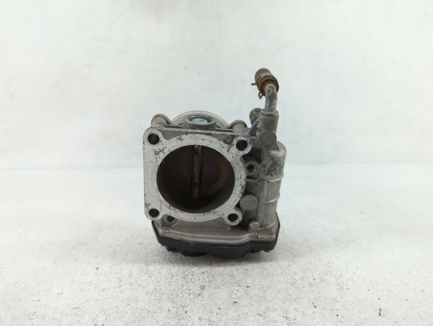 2008-2013 Infiniti G37 Throttle Body P/N:526-02 RME60-16 Fits OEM Used Auto Parts - Oemusedautoparts1.com