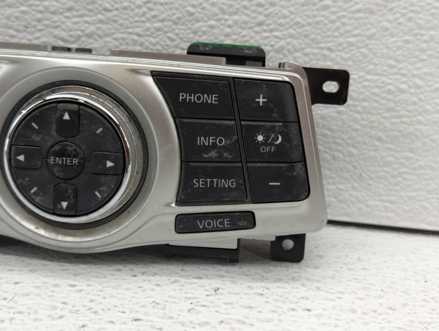 2012-2012 Infiniti G37 Radio Control Panel - Oemusedautoparts1.com
