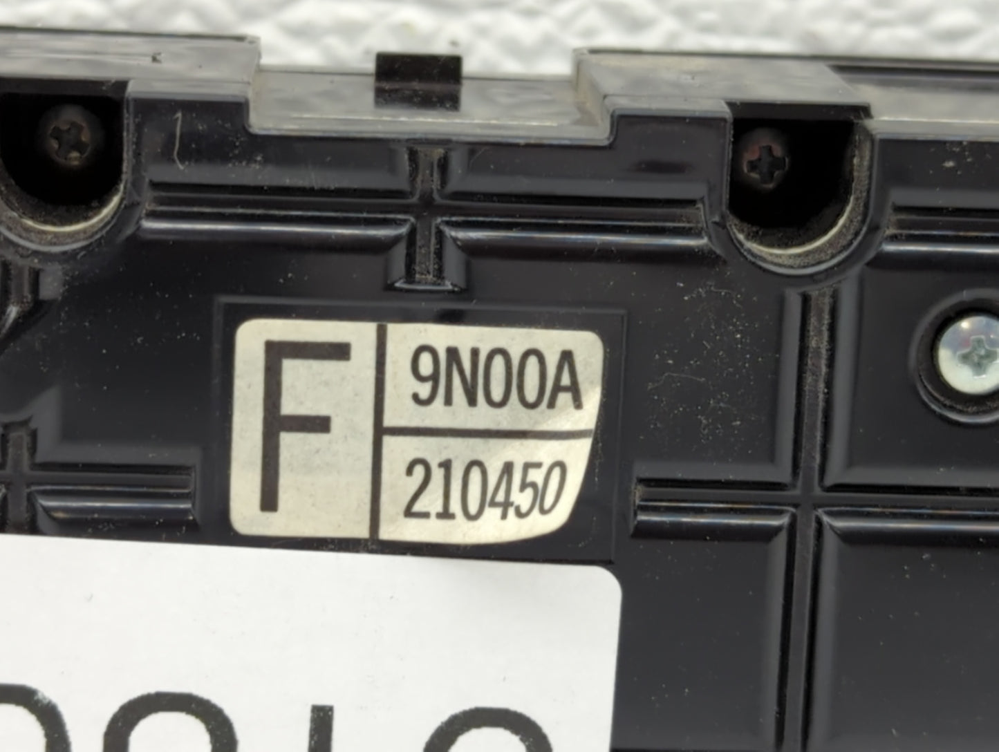 2012-2012 Infiniti G37 Radio Control Panel - Oemusedautoparts1.com