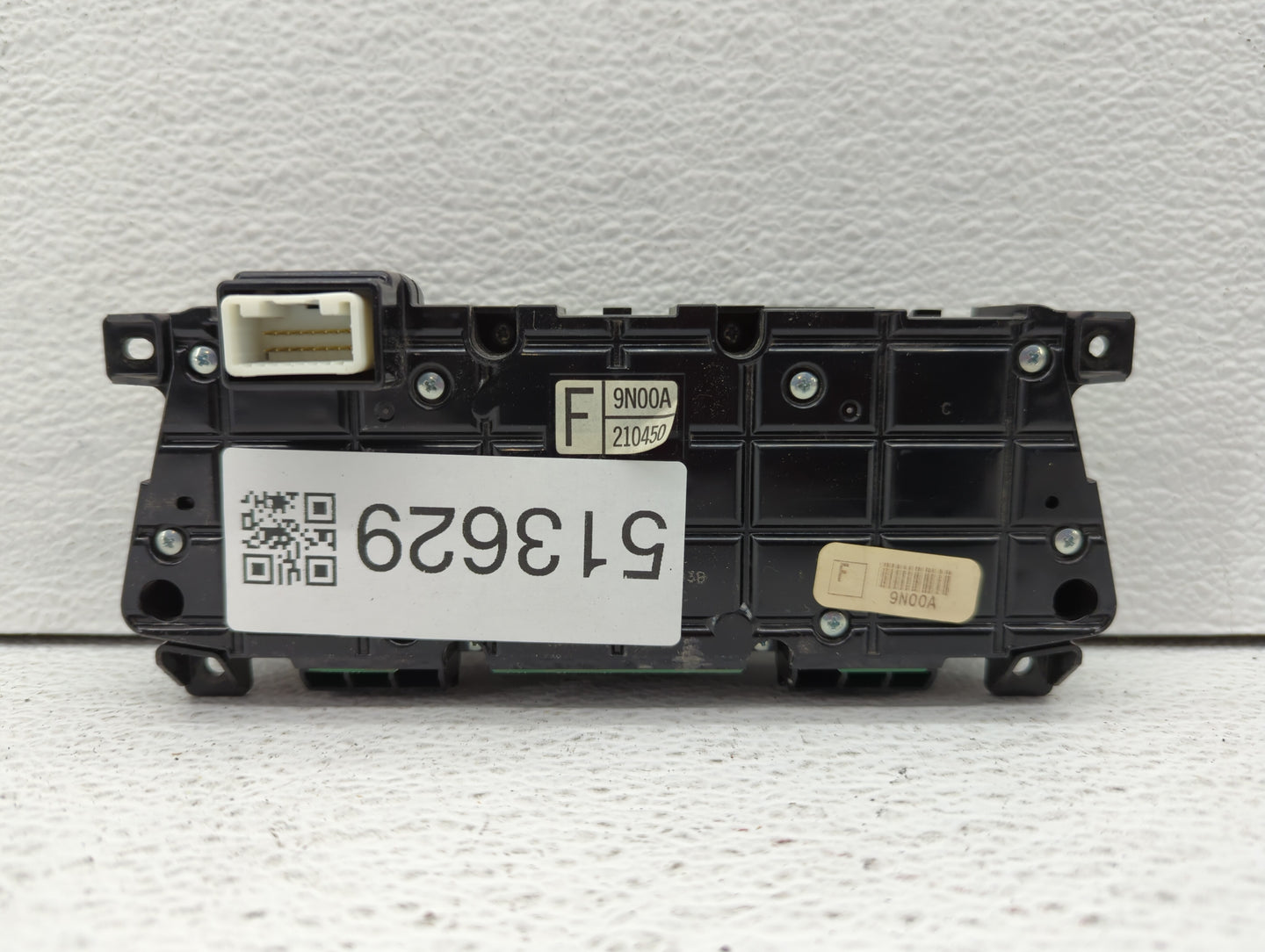 2012-2012 Infiniti G37 Radio Control Panel - Oemusedautoparts1.com